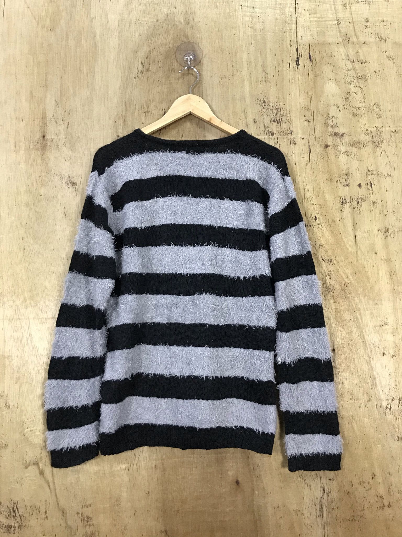Kurt Cobain × OVER THE STRiPES FinalBasic Like Kurt Cobain