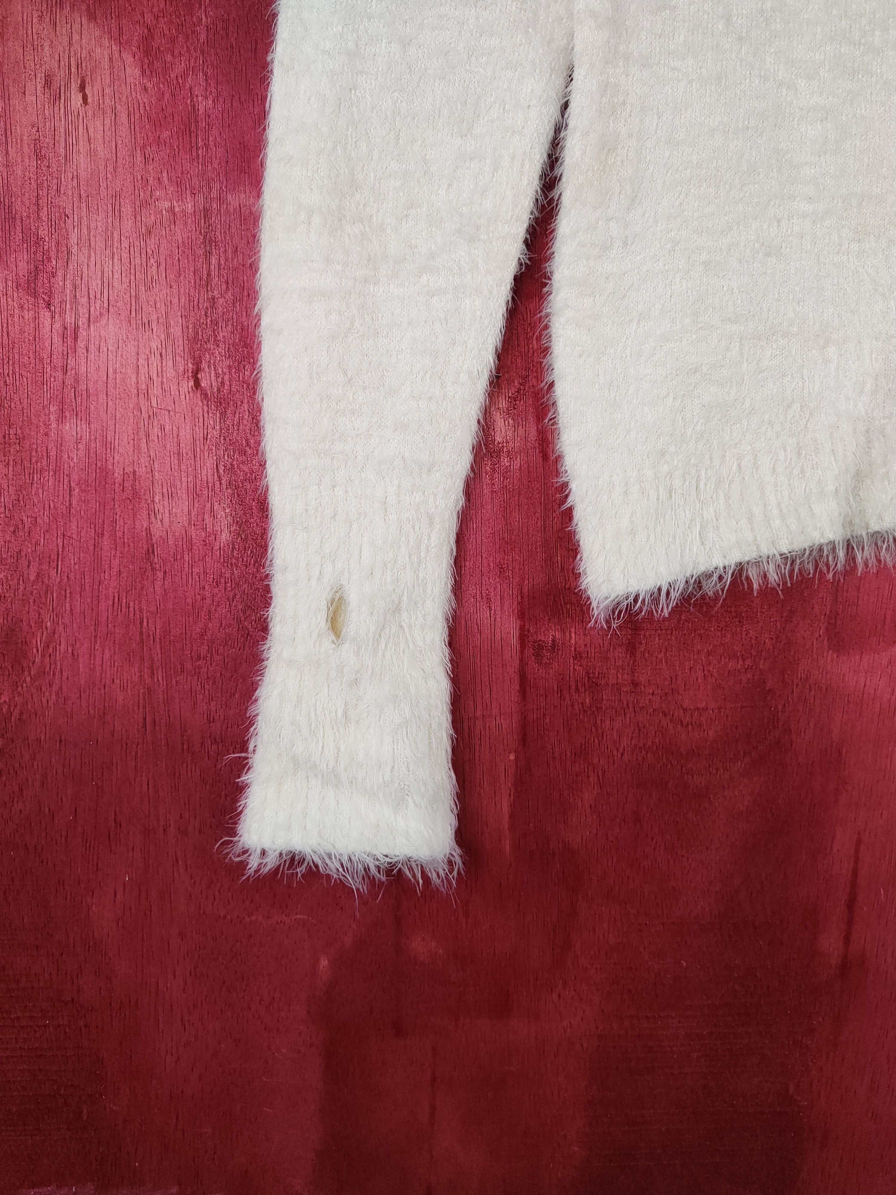 Homespun Knitwear × Japanese Brand × Vintage DLS Japan Ivory Shag Shaggy Fur Mohair Knitwear #BB595 Size S / US 4 / IT 40 - 4 Thumbnail