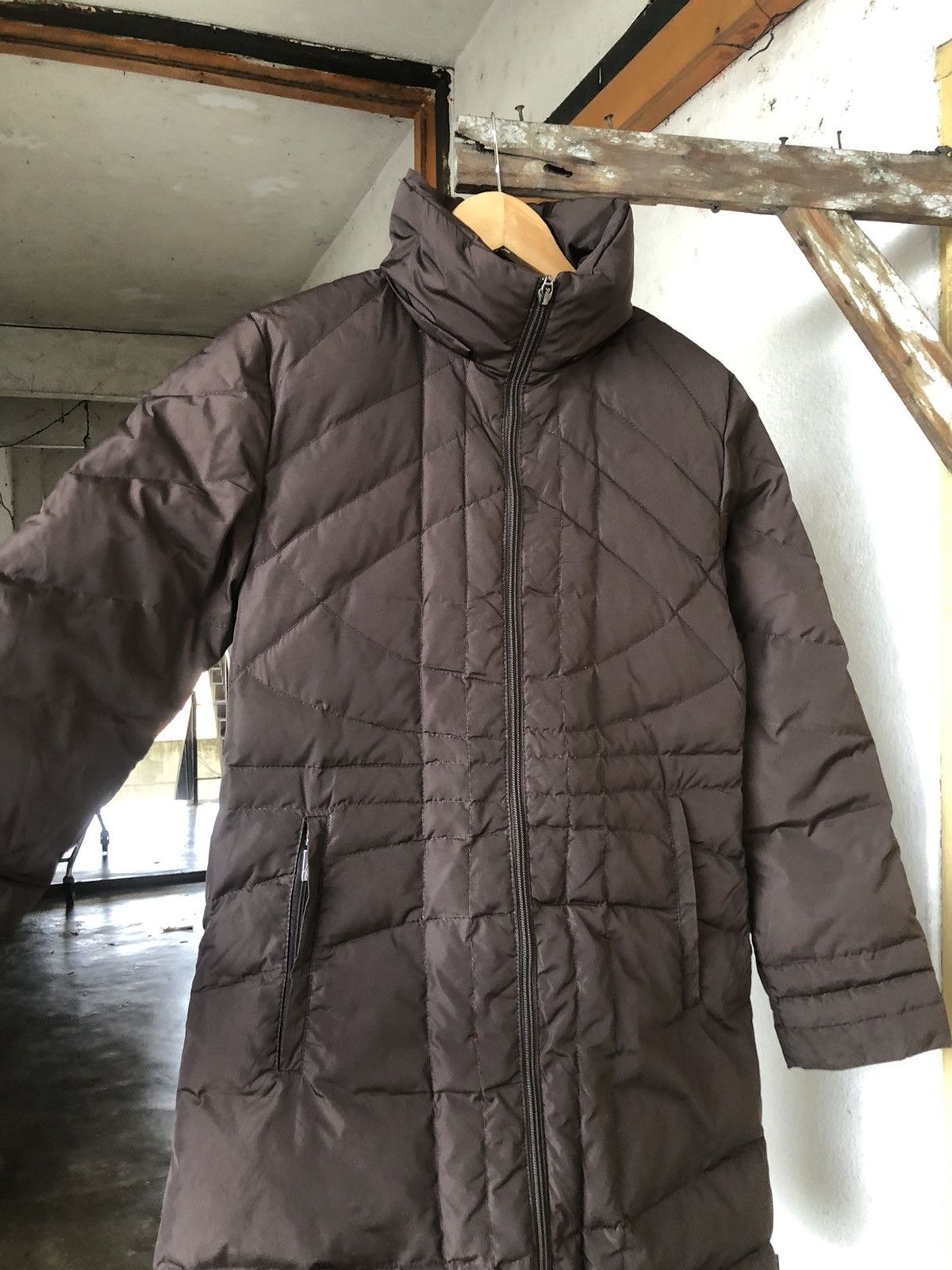 Moncler Vintage Moncler Brown Down Long Jacket Size XXS / US 00 / IT 34 - 17 Thumbnail