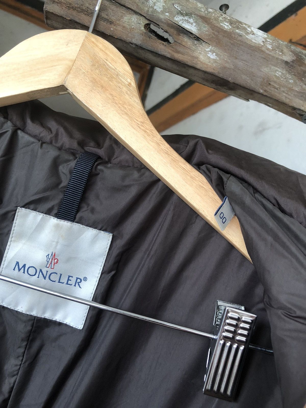 Moncler Vintage Moncler Brown Down Long Jacket Size XXS / US 00 / IT 34 - 16 Thumbnail