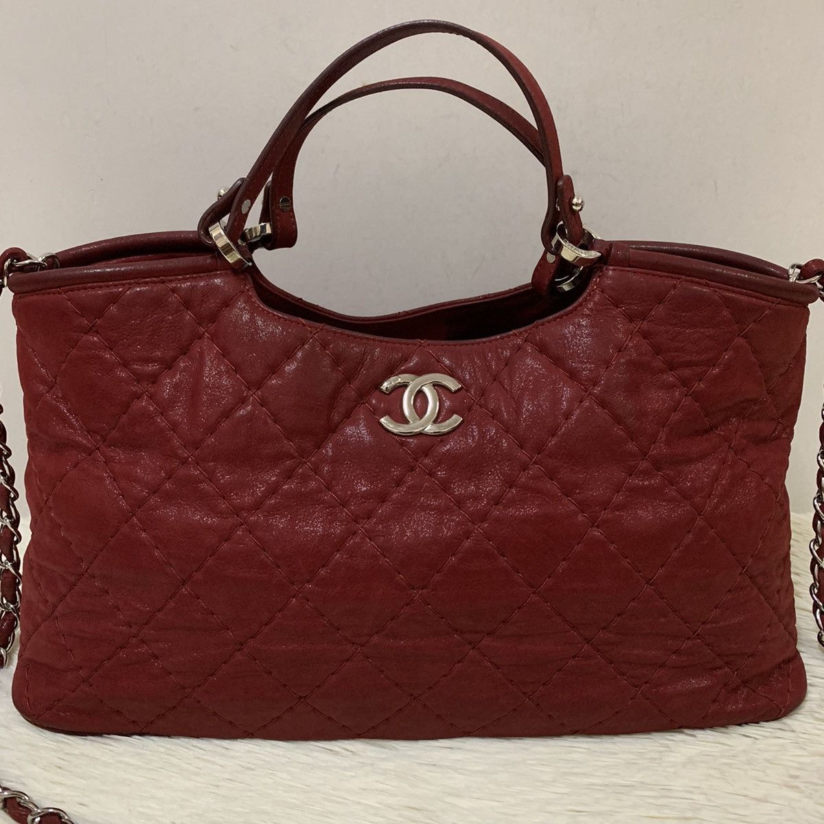 Chanel CHANEL Red Quilted CC Logo Two Way Bag Chain SHW Size ONE SIZE - 3 Thumbnail