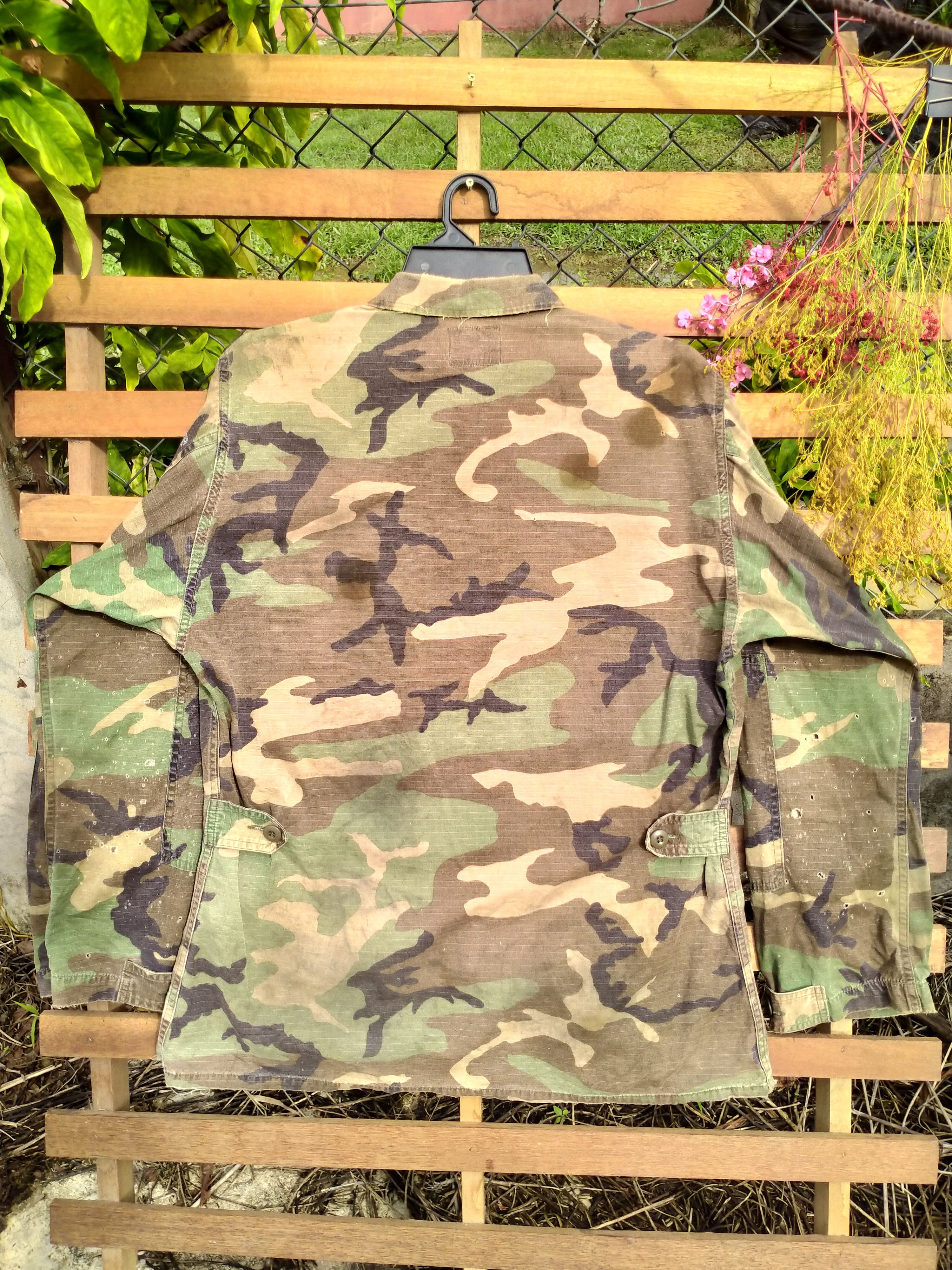 Vintage DISTRESSTED MILITARY BUTTON UP JACKET Size US M / EU 48-50 / 2 - 8 Thumbnail