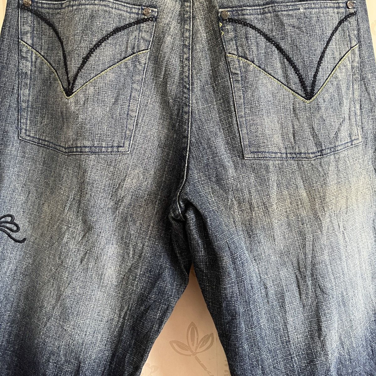 Cartoon Network × Luxe Rare Looney Tunes X Luxe Denim Jeans Baggy Cut Size US 37 - 16 Thumbnail