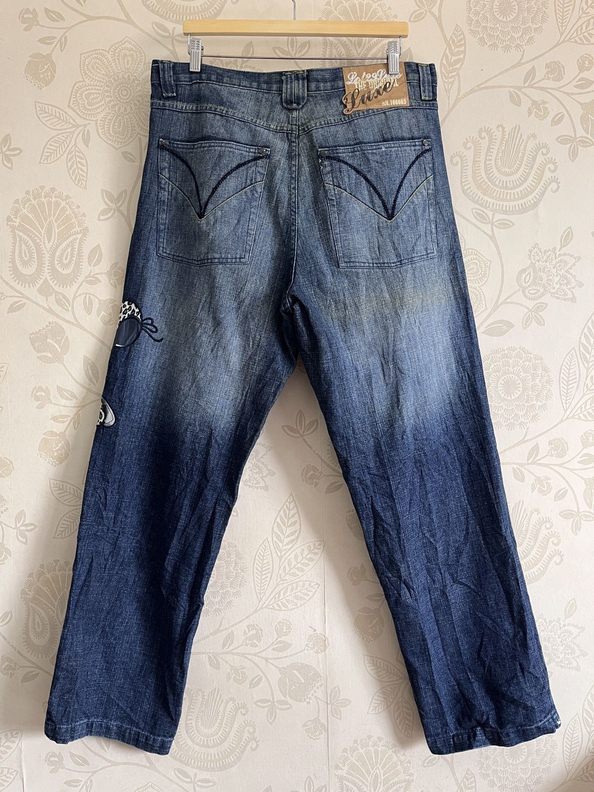 Cartoon Network × Luxe Rare Looney Tunes X Luxe Denim Jeans Baggy Cut Size US 37 - 22 Thumbnail