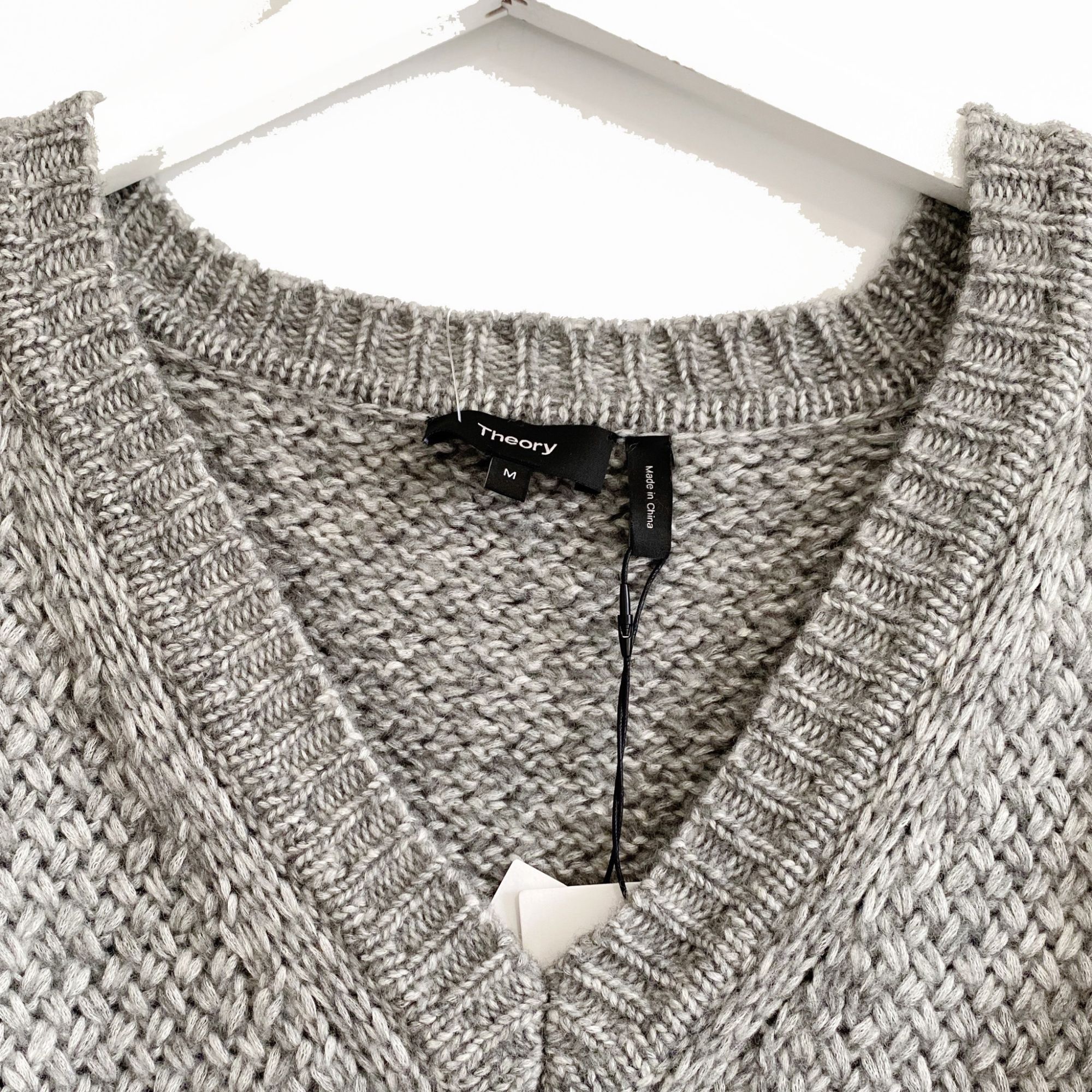 Theory NWT Theory Gray Slouchy V Neck Textured Sweater, Size M Size M / US 6-8 / IT 42-44 - 6 Thumbnail