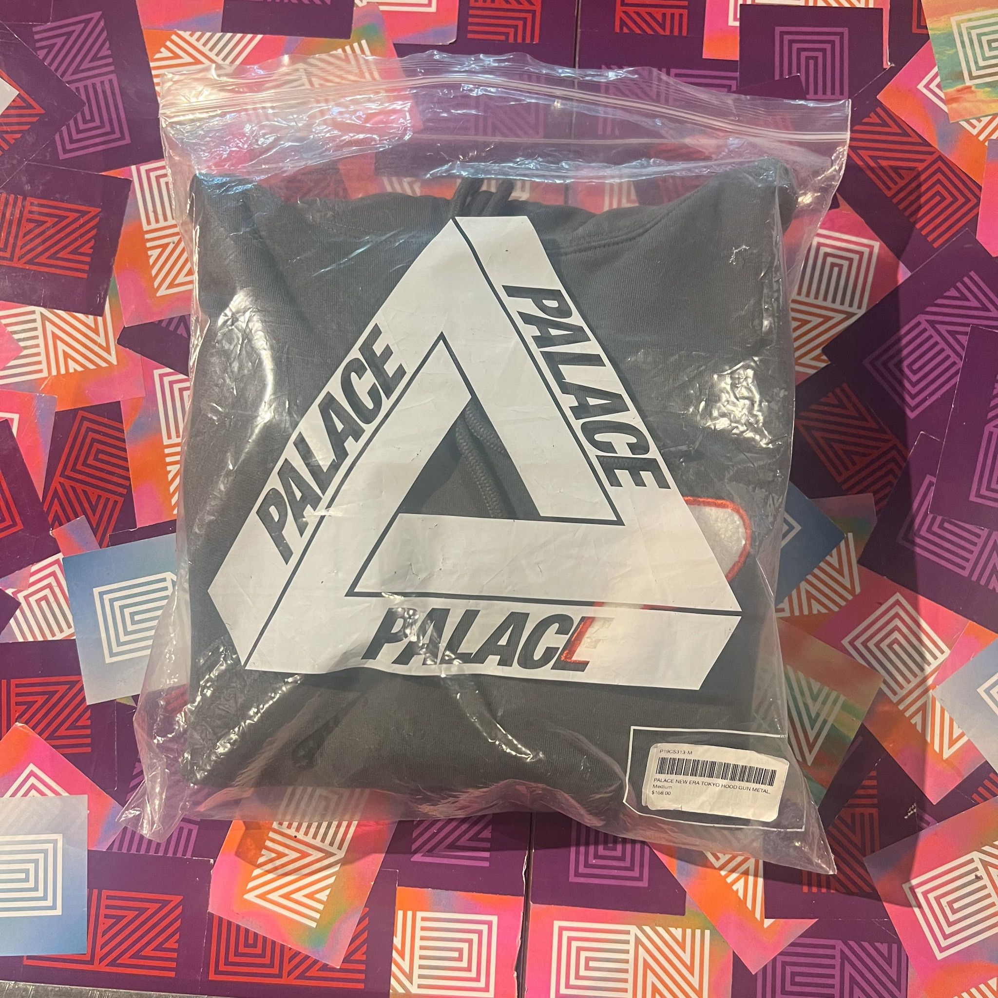 New Era × Palace × Streetwear Palace New Era Tokyo Hood Gun Metal 