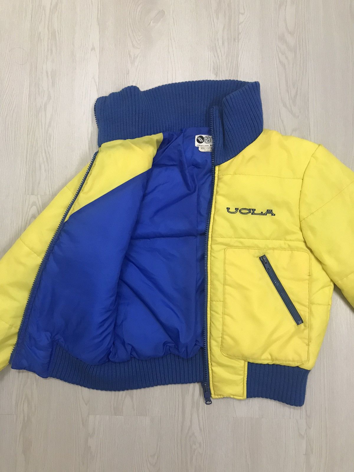 Descente × Vintage 💥RARE💥 Vintage NCAA UCLA Bomber Jacket Descente Size US S / EU 44-46 / 1 - 8 Thumbnail