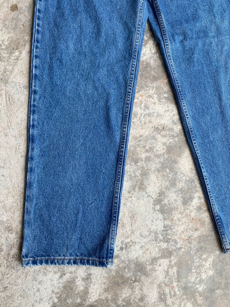 Levi's Vintage Clothing Vintage 90s Light Wash Levi's Jeans Relaxed Fix Size US 36 / EU 52 - 4 Thumbnail