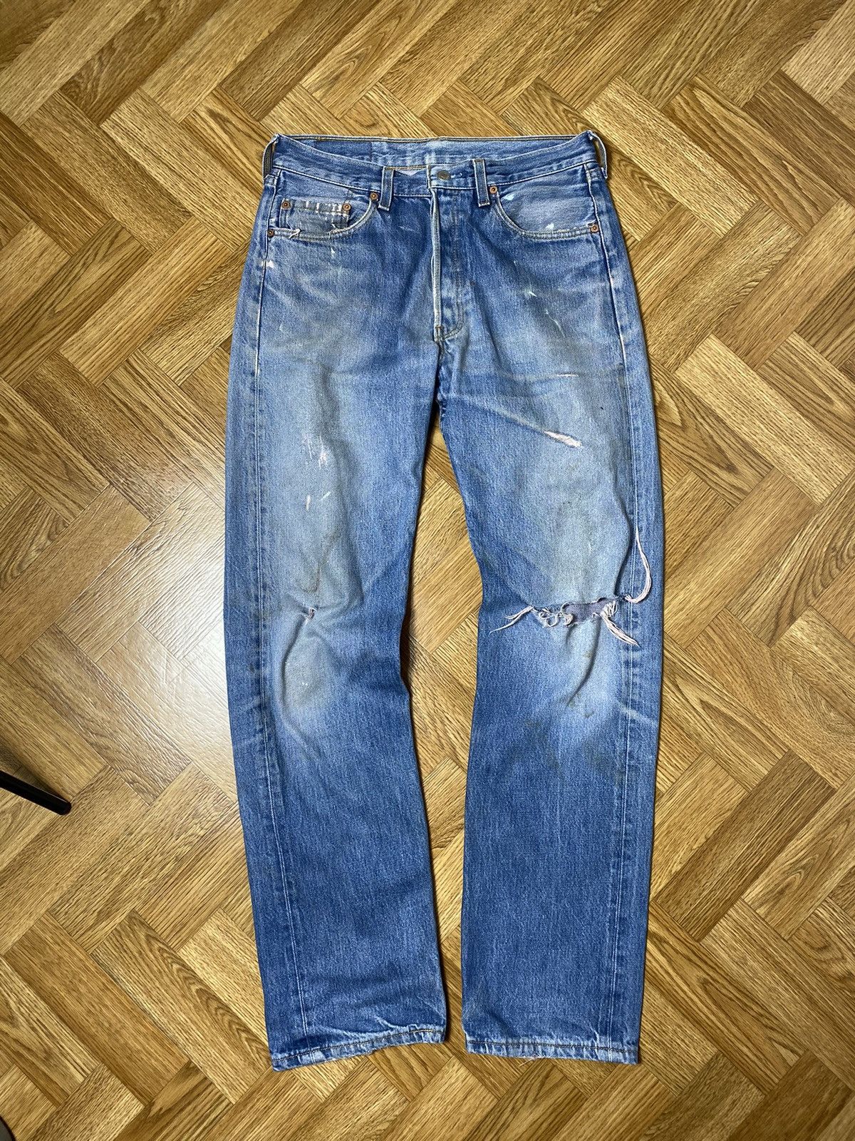 Levi's × Levi's Vintage Clothing × Vintage Vintage 90s Levis faded distressed jeans size 32/34 Size US 32 / EU 48 - 10 Thumbnail
