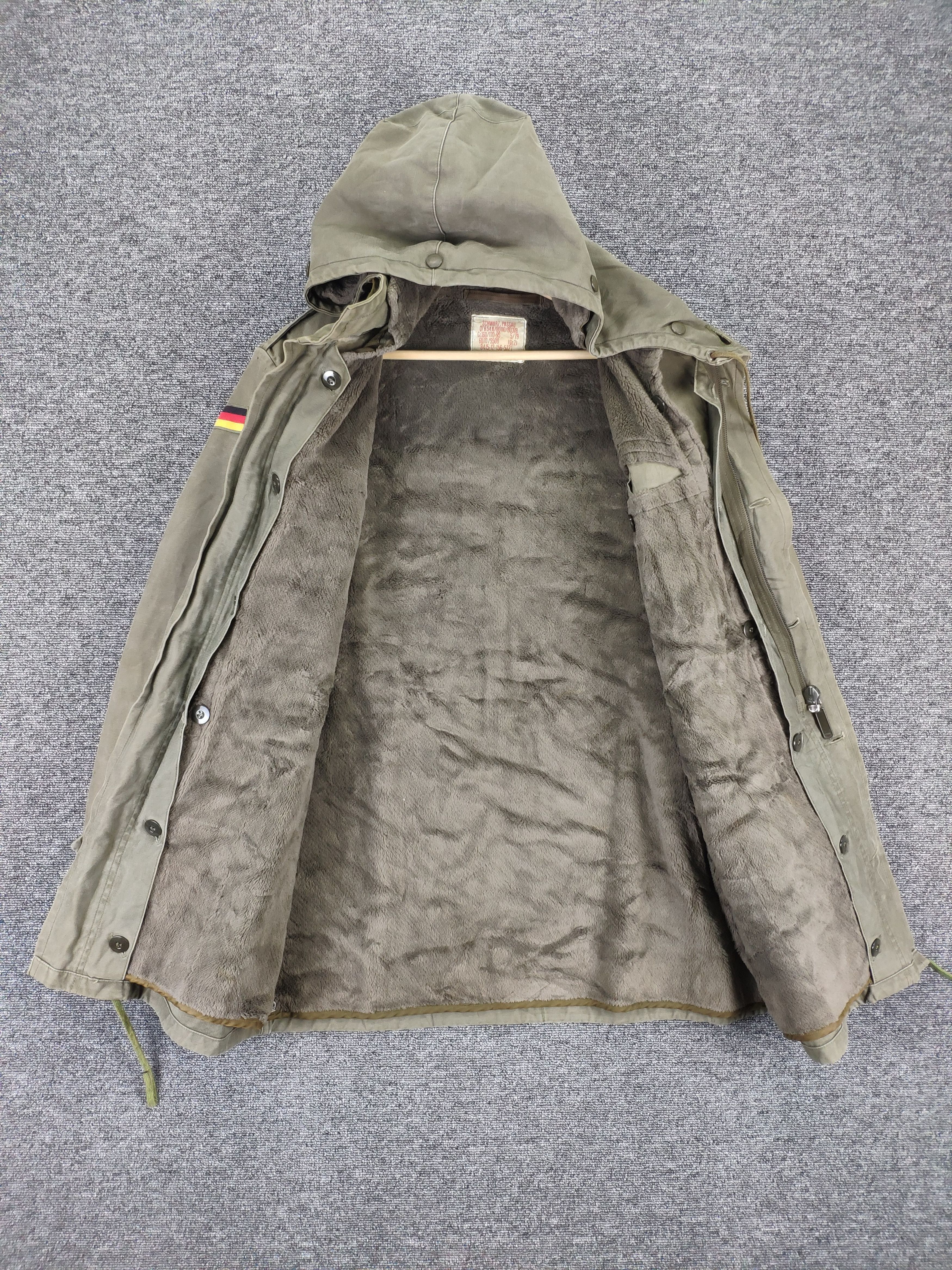 Avirex × Vintage Vintage Parka Hoodie Germany Army Avirex Style Size US M / EU 48-50 / 2 - 4 Thumbnail
