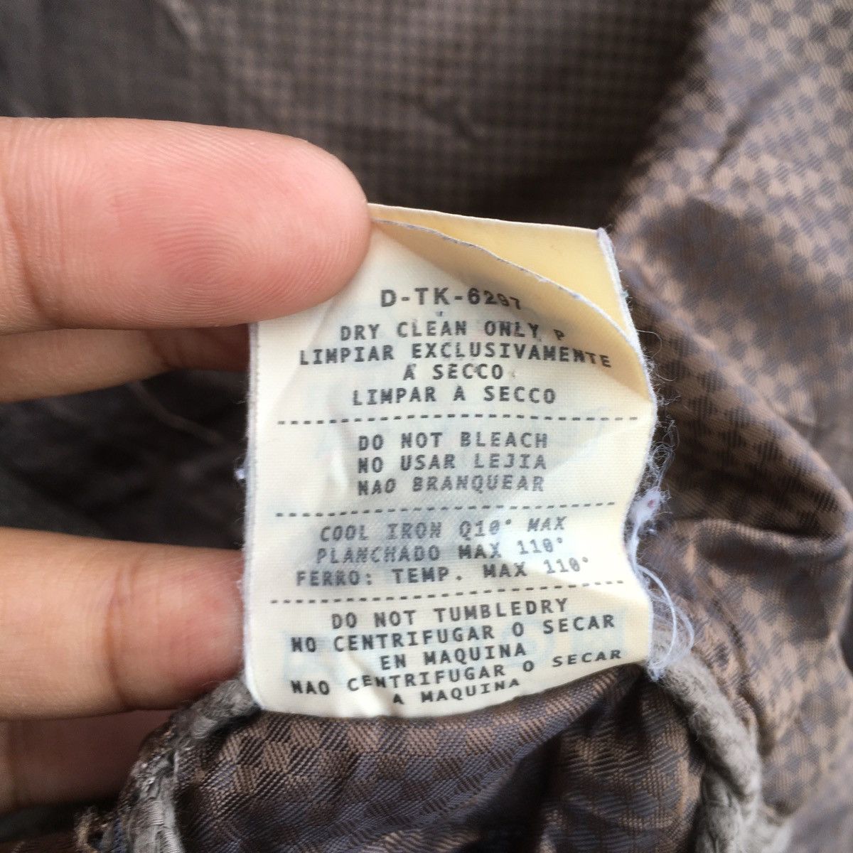 Ermenegildo Zegna Custom Ermenegildo Zegna Bleach Jacket Made in Italy Size US S / EU 44-46 / 1 - 13 Thumbnail