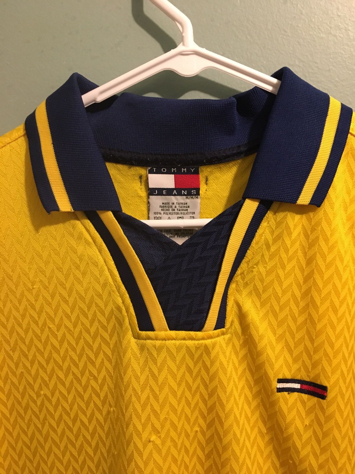 Tommy Hilfiger × Vintage Vintage Banana Tommy Jeans Soccer Jersey Size US M / EU 48-50 / 2 - 3 Thumbnail