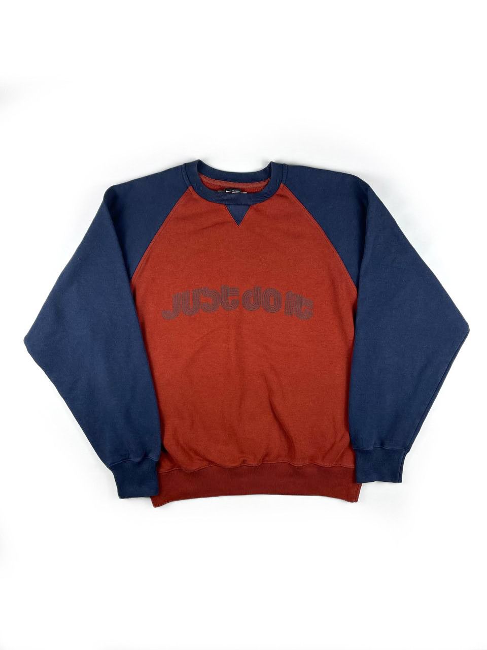 Nike Vintage Y2K Sweatshirt Size: L