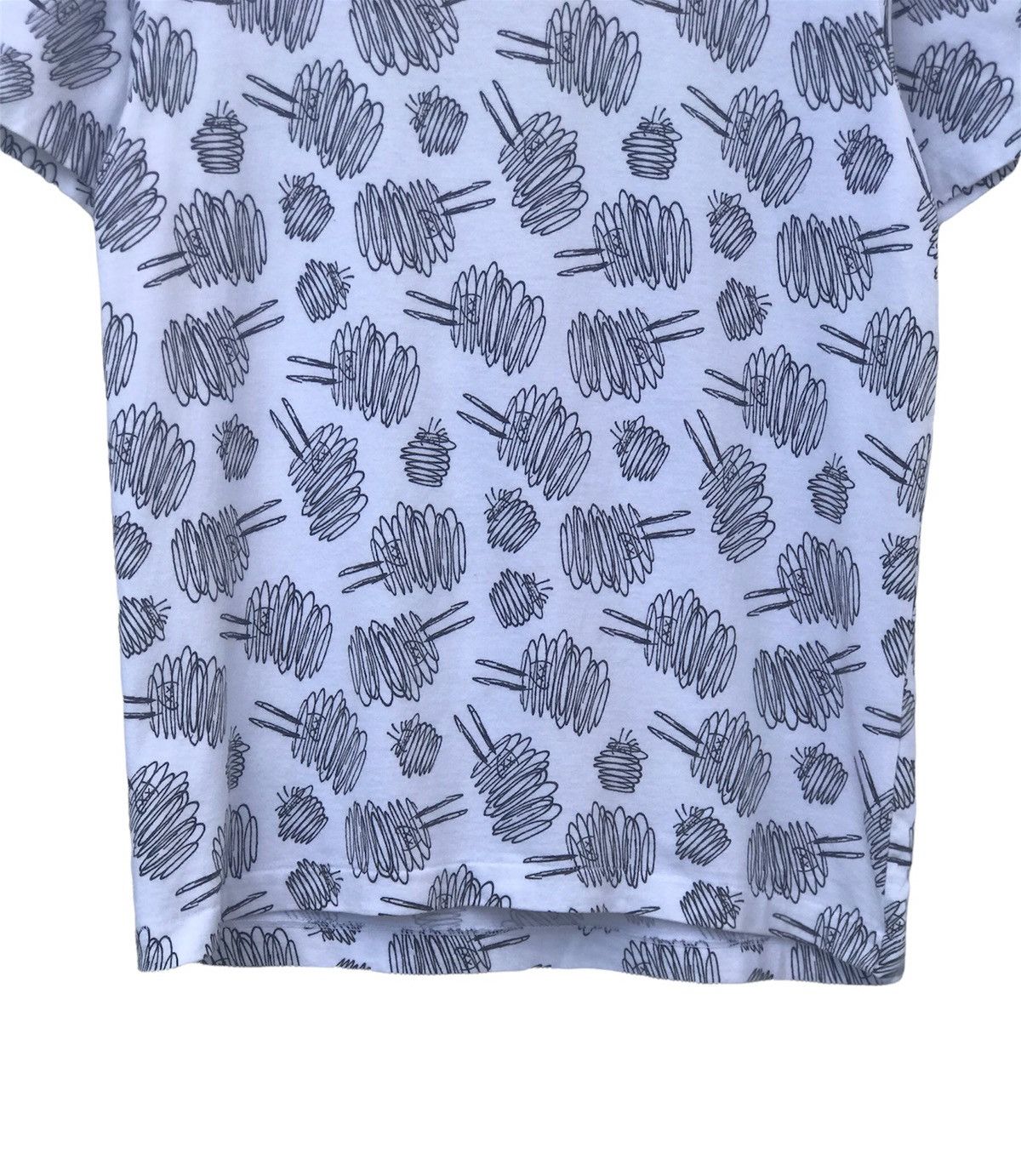 Kaws × Peanuts Shirt Kaws X Peanuts by Uniqlo Size US S / EU 44-46 / 1 - 6 Thumbnail