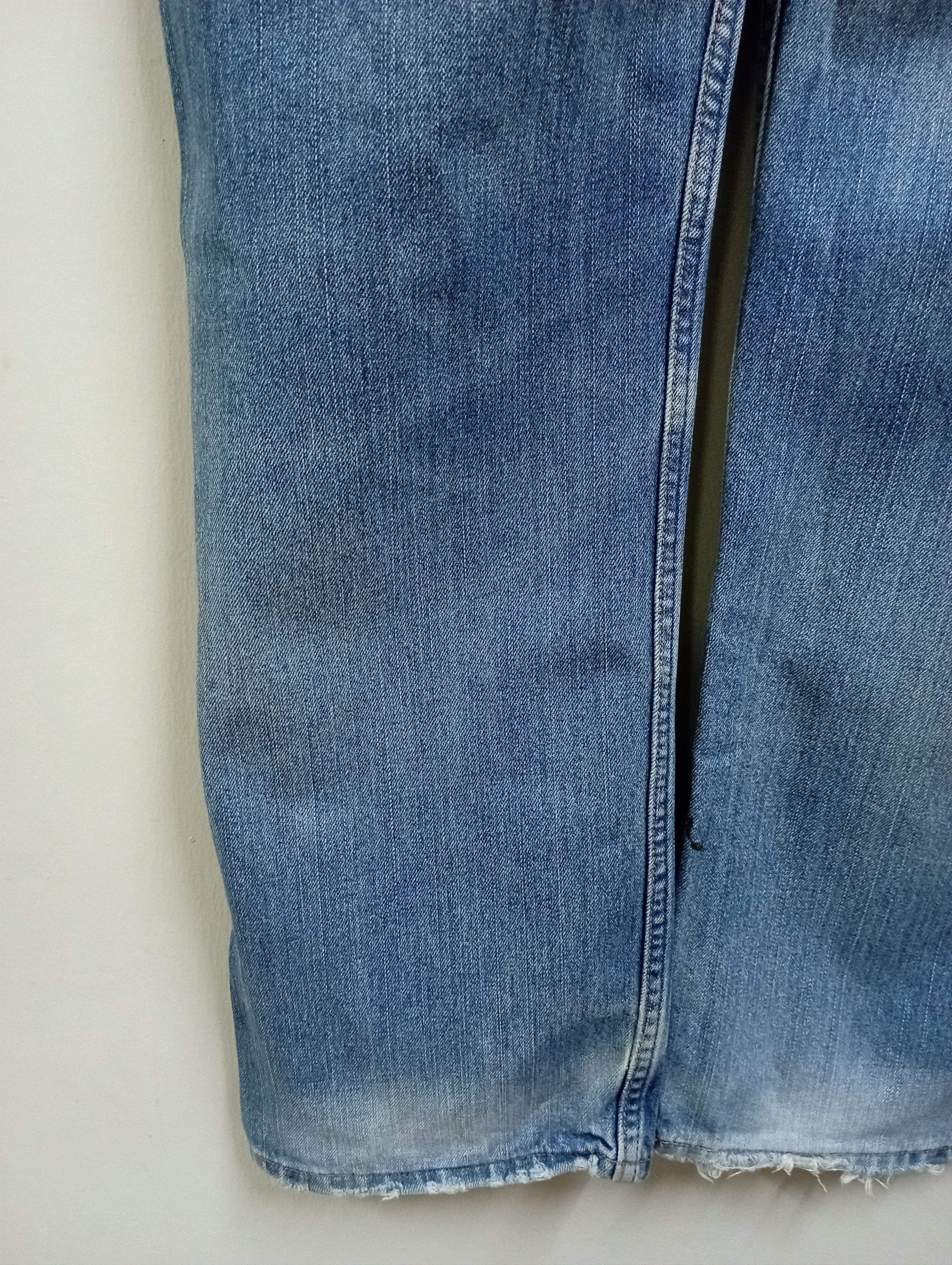 Levi's Vintage Levi's 553 Japan Blue Wash Distessed Jeans Size US 34 / EU 50 - 17 Thumbnail
