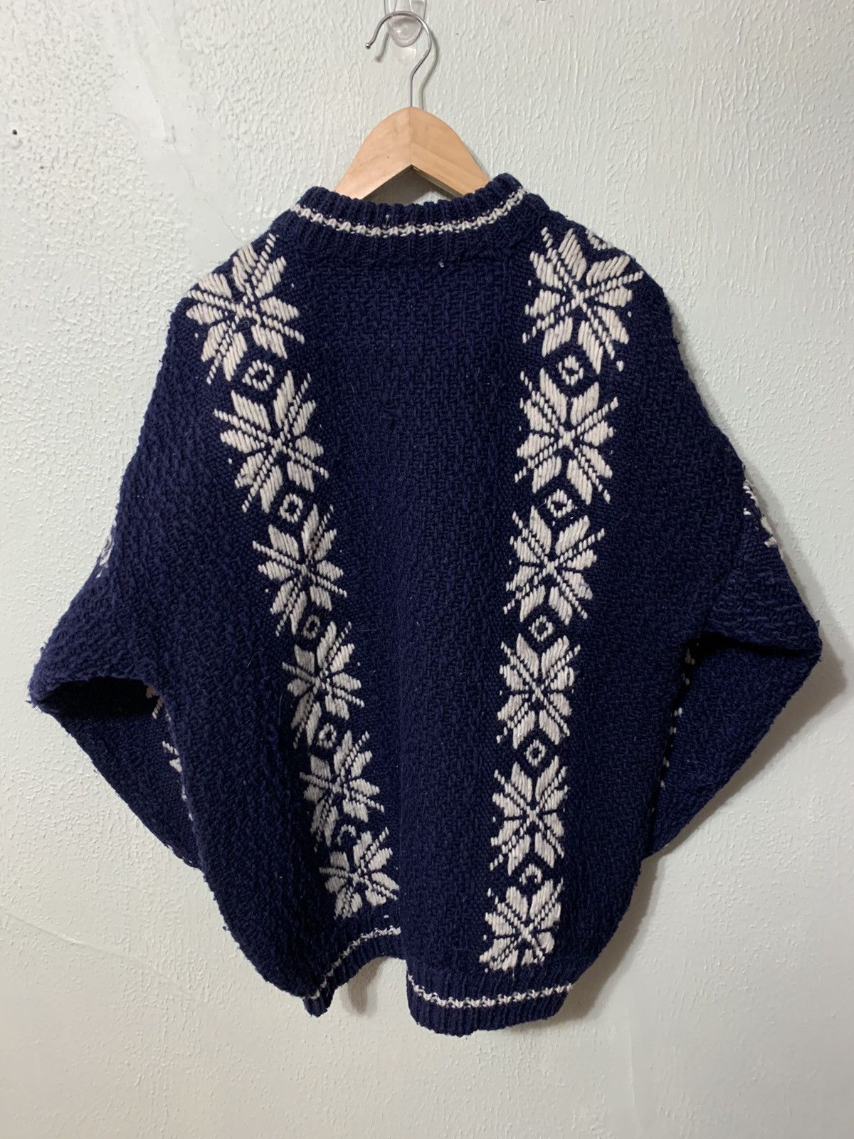 Vintage Vintage 1980s Hand Knit Wooden Button Ice Pillar Knit Size US L / EU 52-54 / 3 - 2 Thumbnail