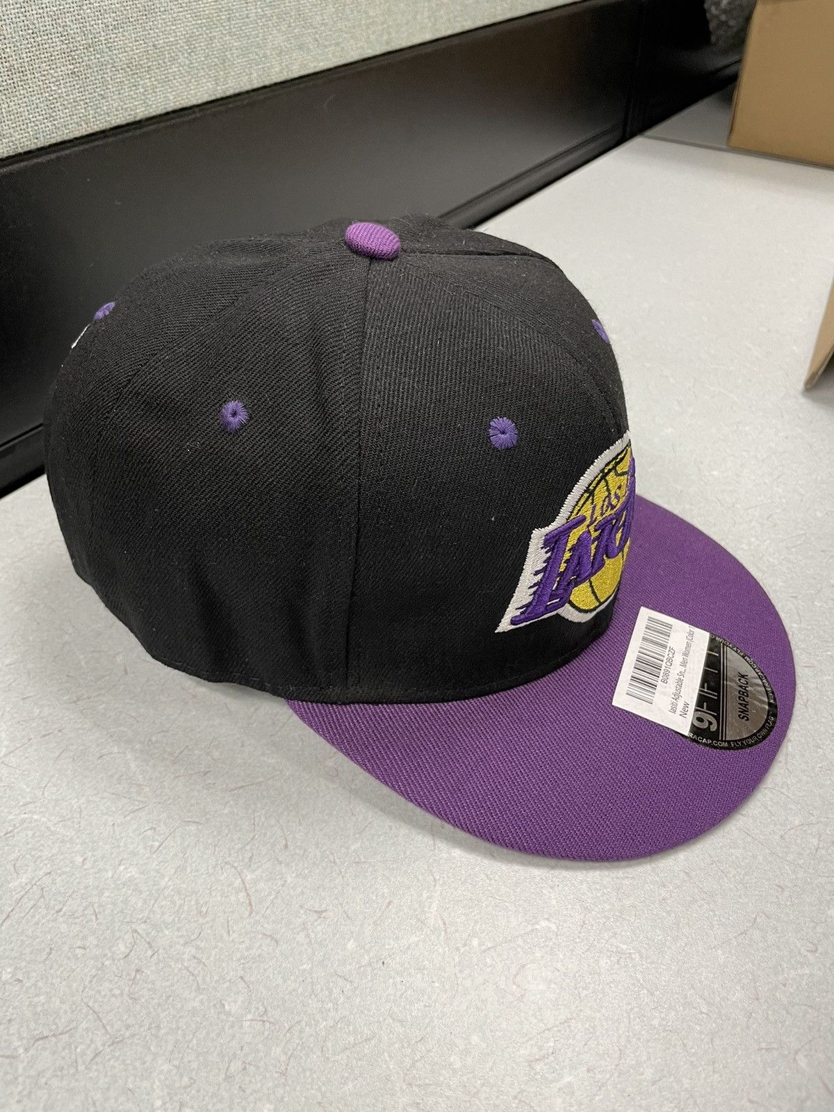 NBA × New Era Lakers Embroidered Logo & Logo Underbrim Snapback Hat Size ONE SIZE - 2 Thumbnail