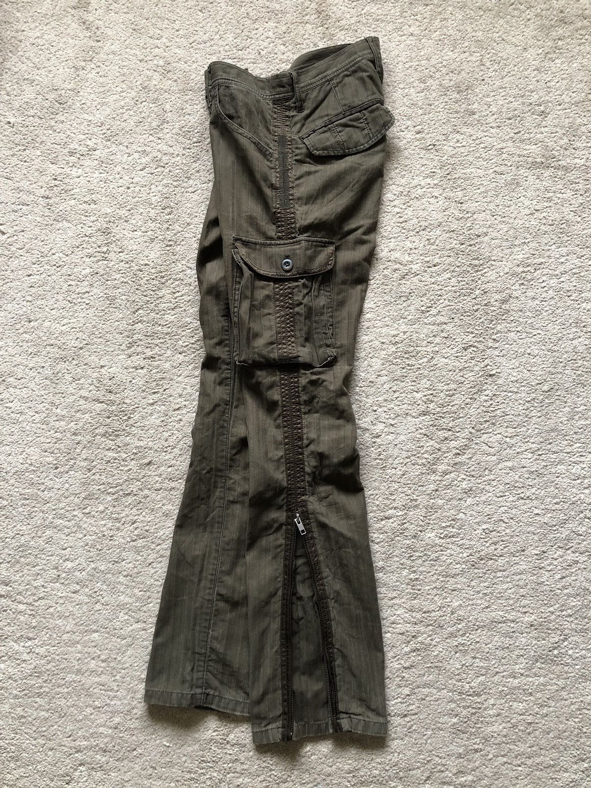 Japanese Brand 1990s Difference Rupert Ankle Zipper Flare Cargo Pant Size US 30 / EU 46 - 8 Thumbnail