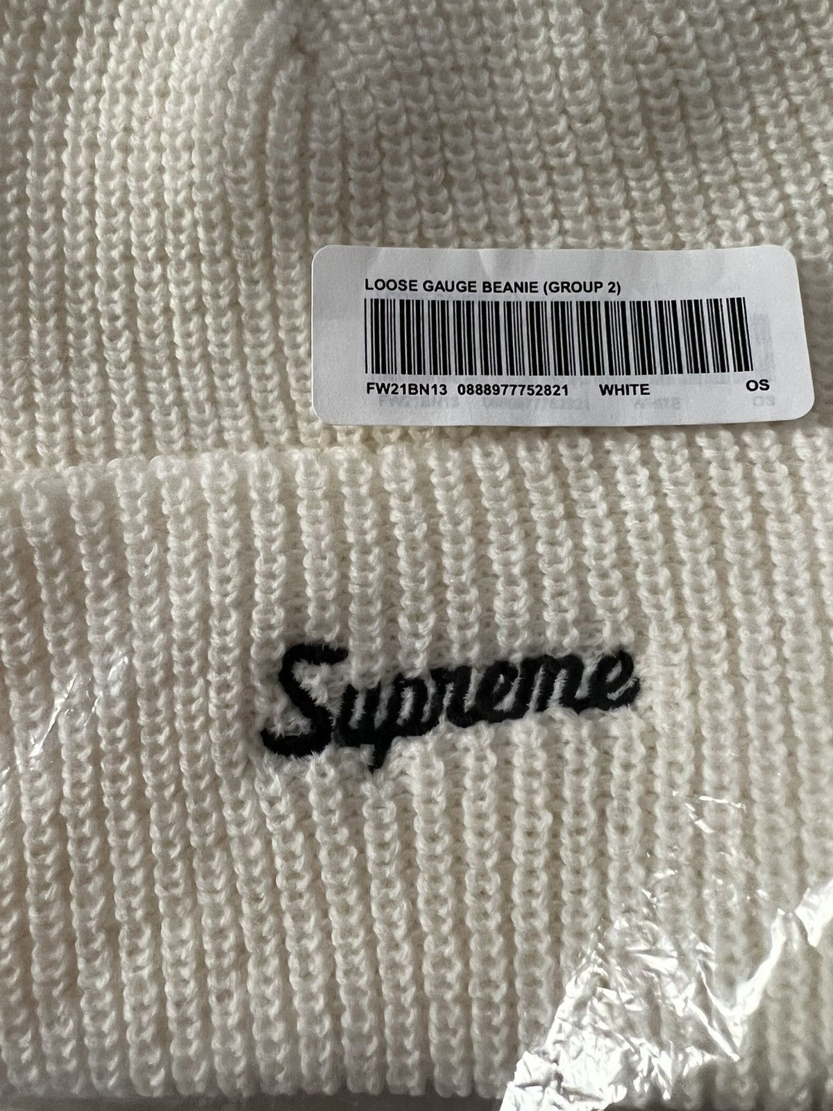 Supreme Supreme Loose Gauge Beanie White FW21 Size ONE SIZE - 3 Thumbnail