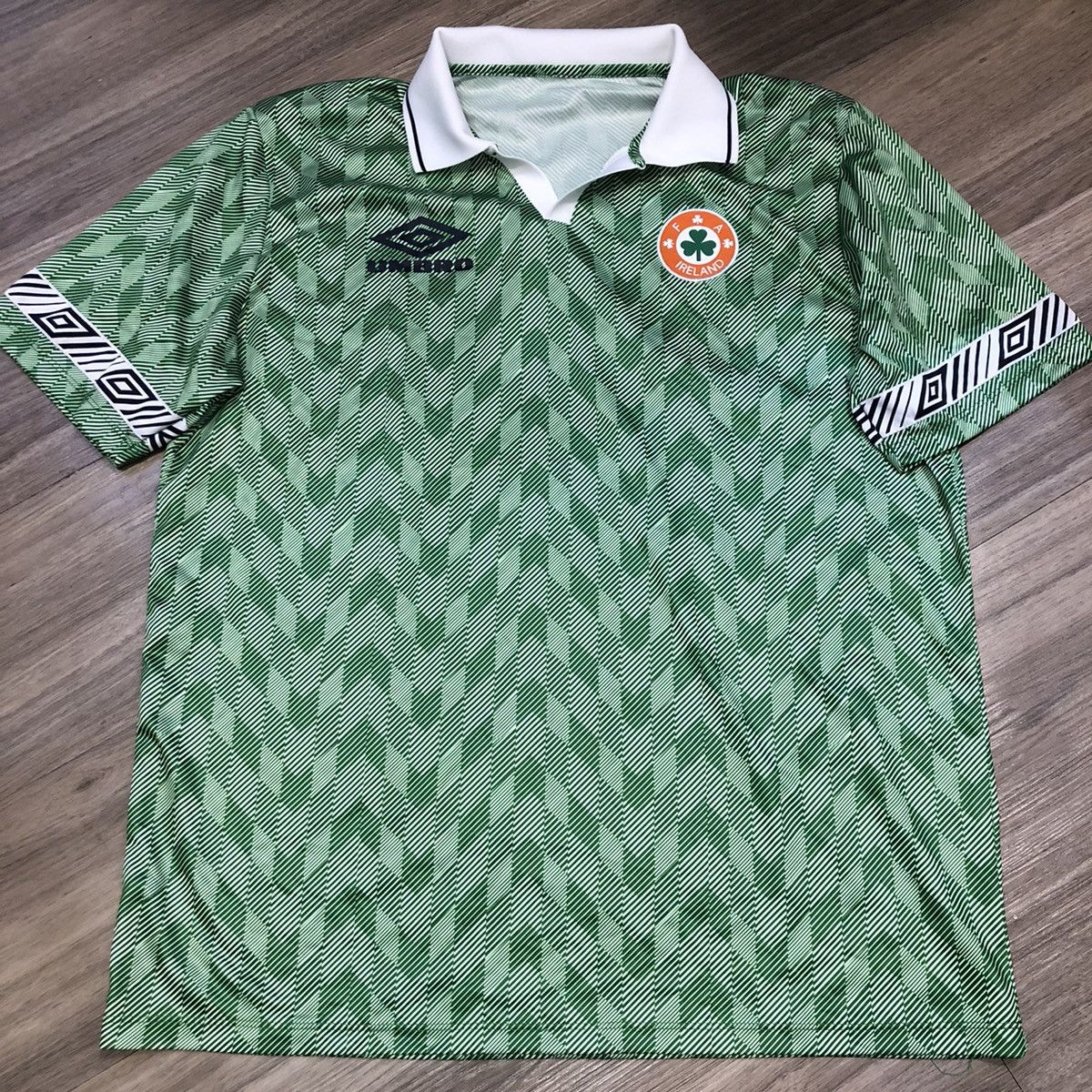 Umbro × Vintage Ireland 90s umbro retro home shirt Size US XL / EU 56 / 4 - 2 Thumbnail