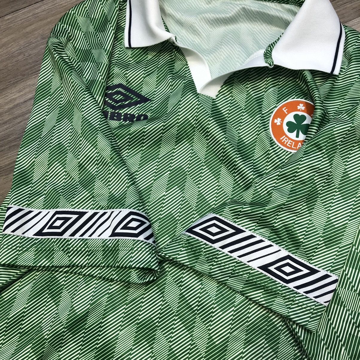 Umbro × Vintage Ireland 90s umbro retro home shirt Size US XL / EU 56 / 4 - 4 Thumbnail