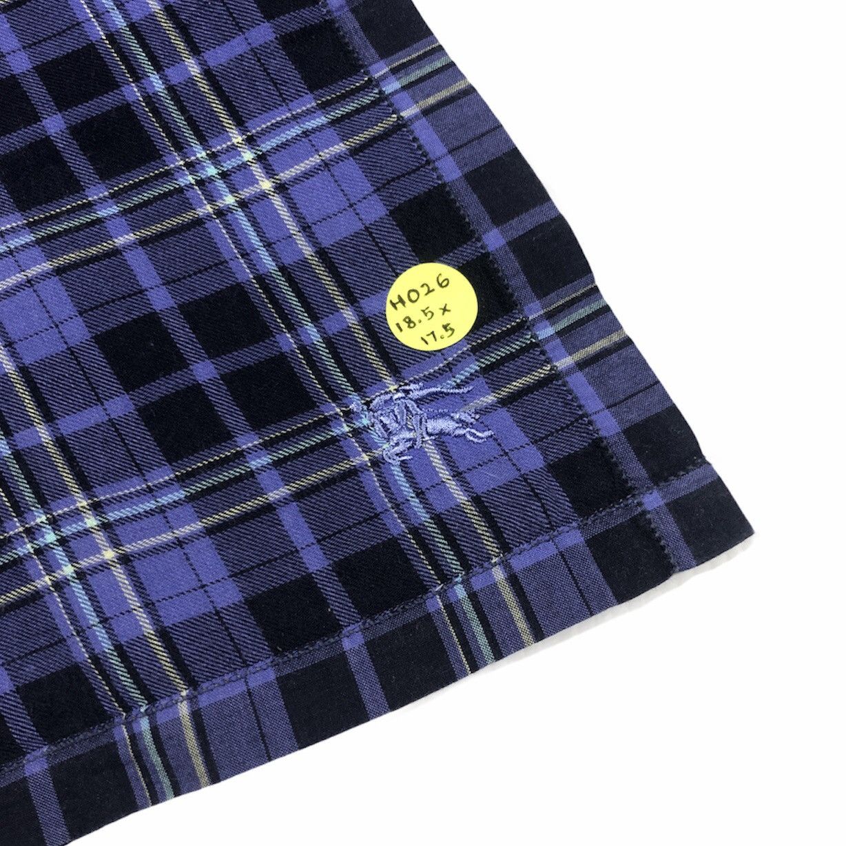 Burberry Burberrys Novacheck Handkerchief Bandana Pocketsquare Size ONE SIZE - 4 Thumbnail