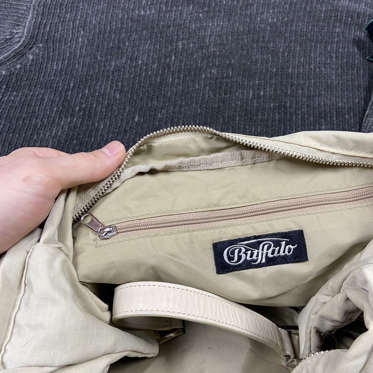 Buffalo London ARCHIVE BUFFALO MULTIPOCKET BONDAGE BAGUETTE BAG - № 6032 Size ONE SIZE - 14 Thumbnail