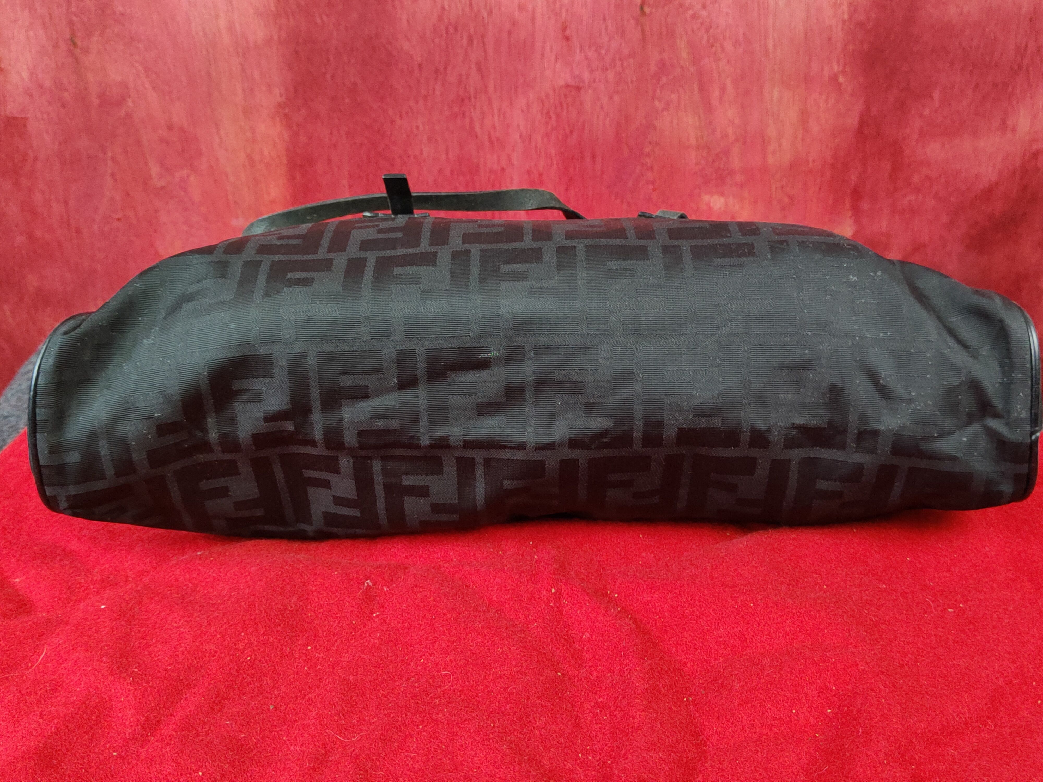 Fendi Fendi Barrel tote monogram Bag #SB012 Size ONE SIZE - 12 Thumbnail