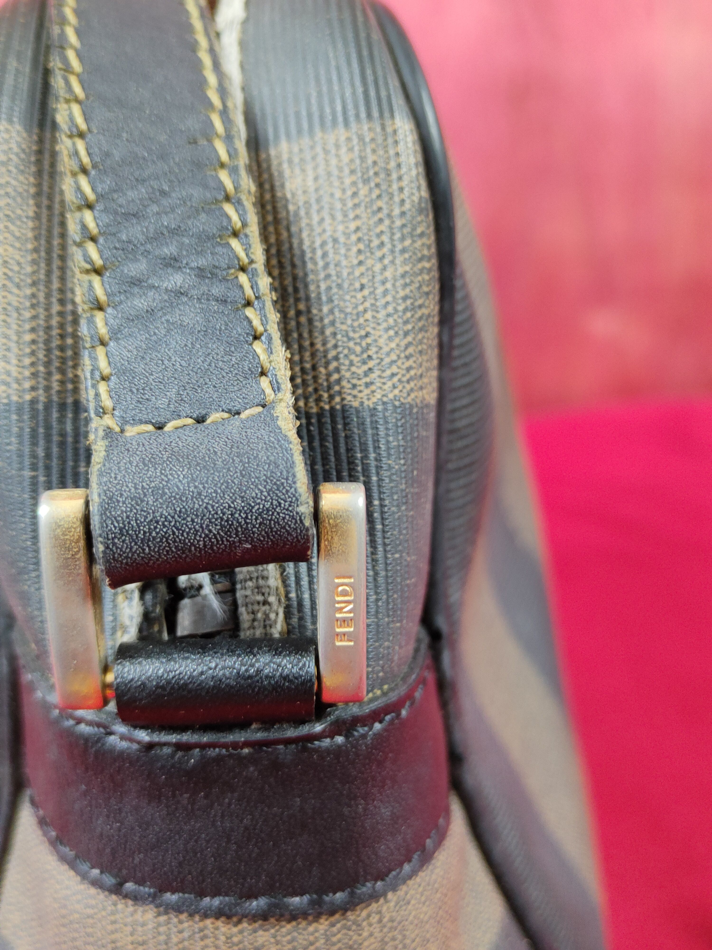 Fendi Fendi monogram sling Shoulder Bag #SB027 Size ONE SIZE - 11 Thumbnail