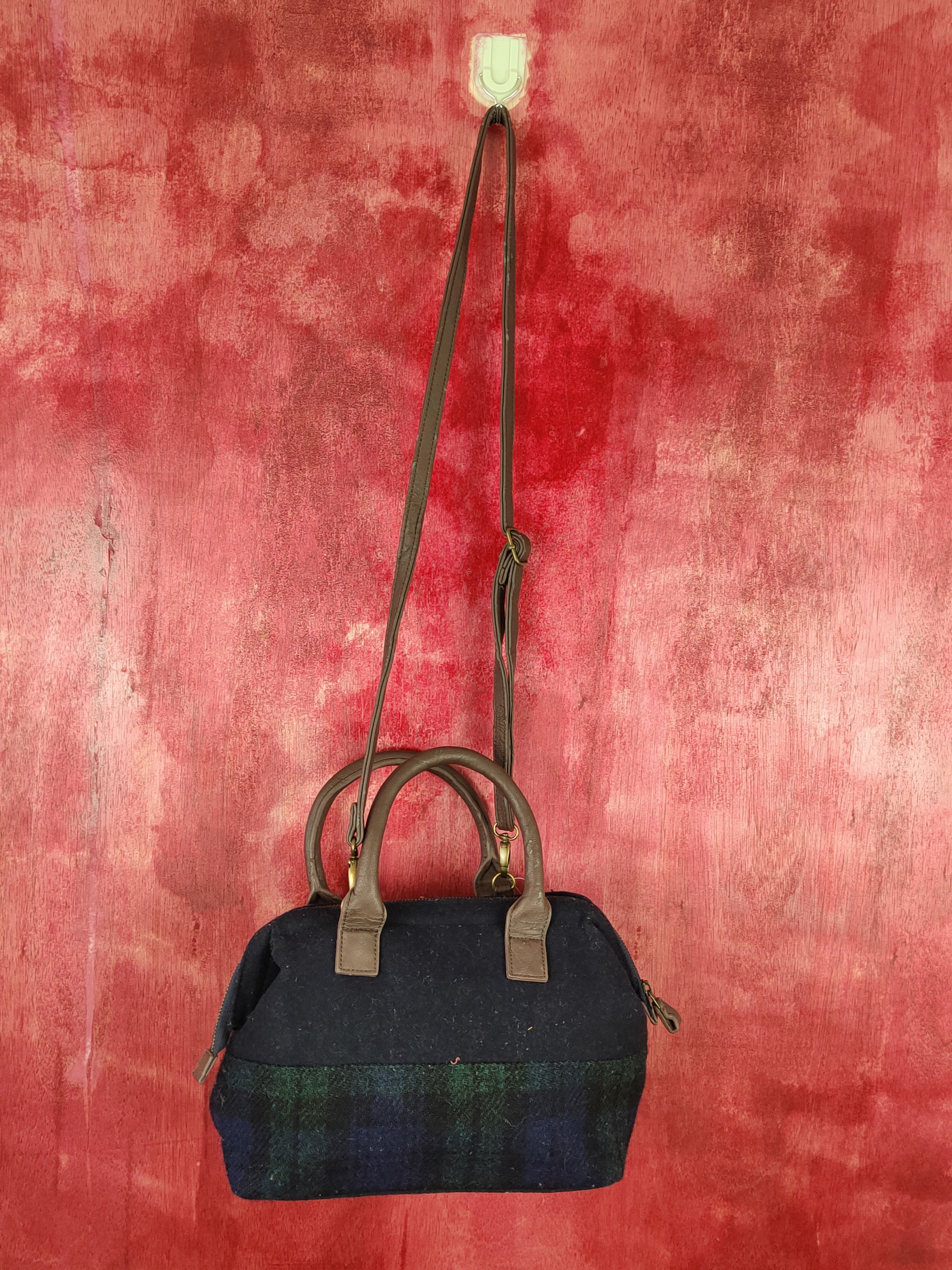 Harris Tweed Harris Tweed Dark Blue Tote & Crossbody Bag #SB042 Size ONE SIZE - 1 Thumbnail