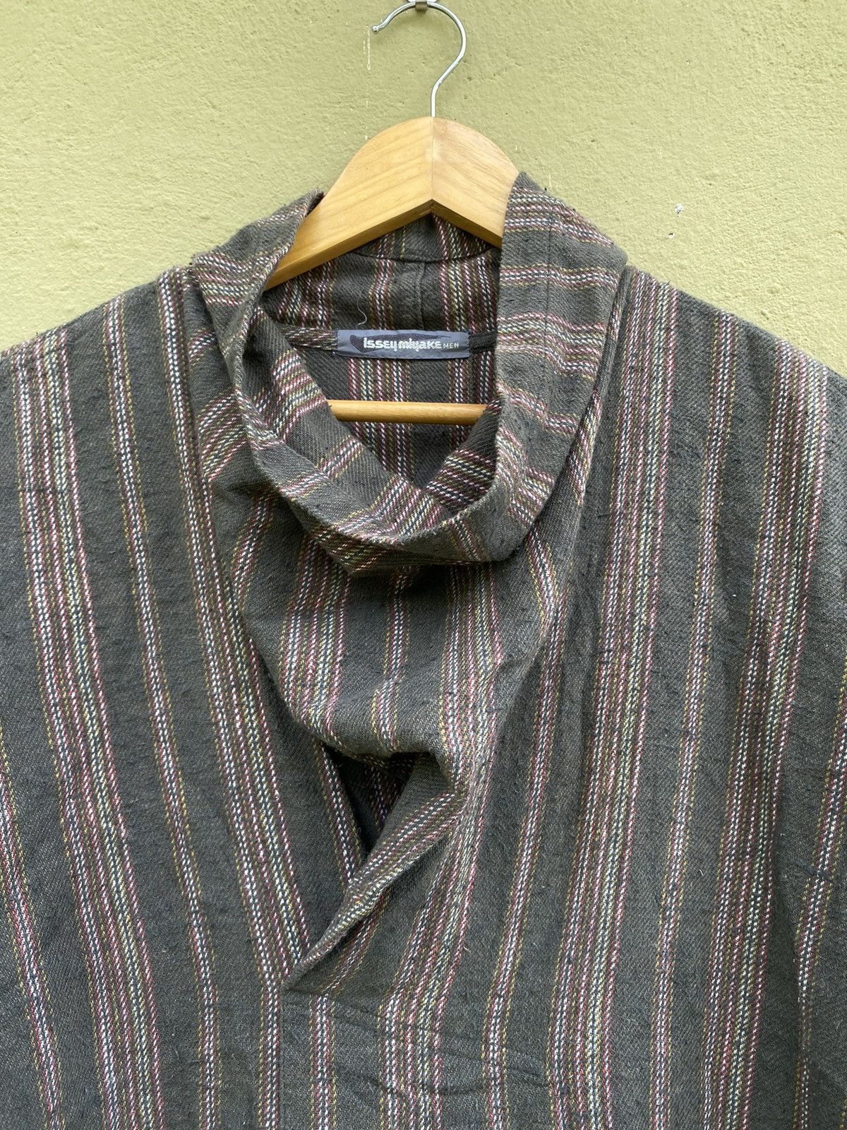 Issey Miyake Sale ! ISSEY MIYAKE nice shirt Size US M / EU 48-50 / 2 - 2 Thumbnail