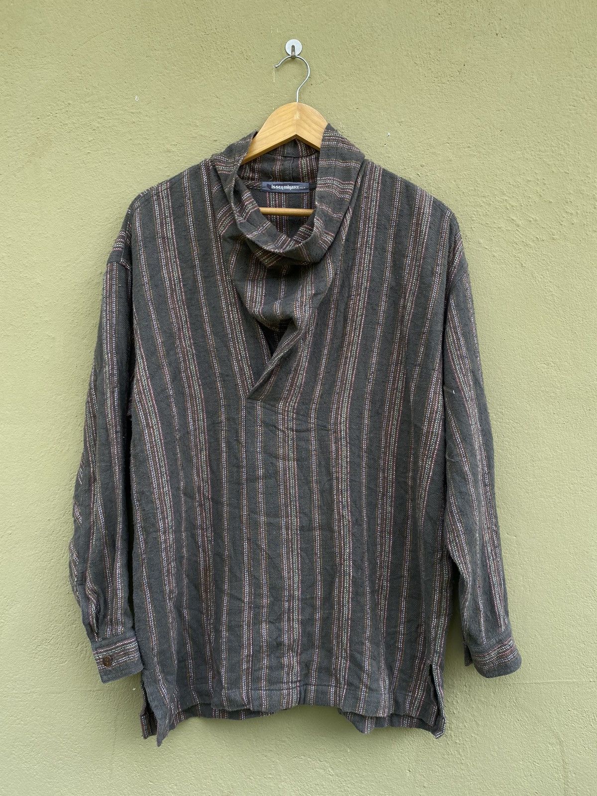 Issey Miyake Sale ! ISSEY MIYAKE nice shirt Size US M / EU 48-50 / 2 - 1 Thumbnail