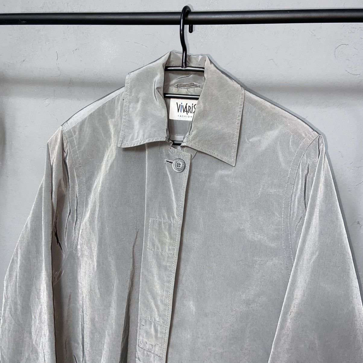 Vintage 1990s ARCHIVE VIVARIS REFLECTIVE NYLON TRENCH COAT - № 2063 Size US L / EU 52-54 / 3 - 6 Thumbnail