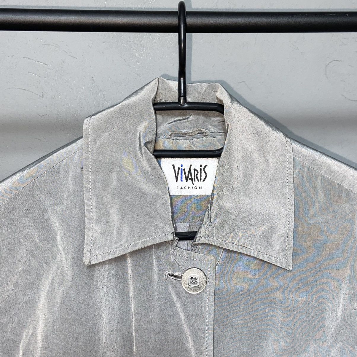 Vintage 1990s ARCHIVE VIVARIS REFLECTIVE NYLON TRENCH COAT - № 2063 Size US L / EU 52-54 / 3 - 7 Thumbnail