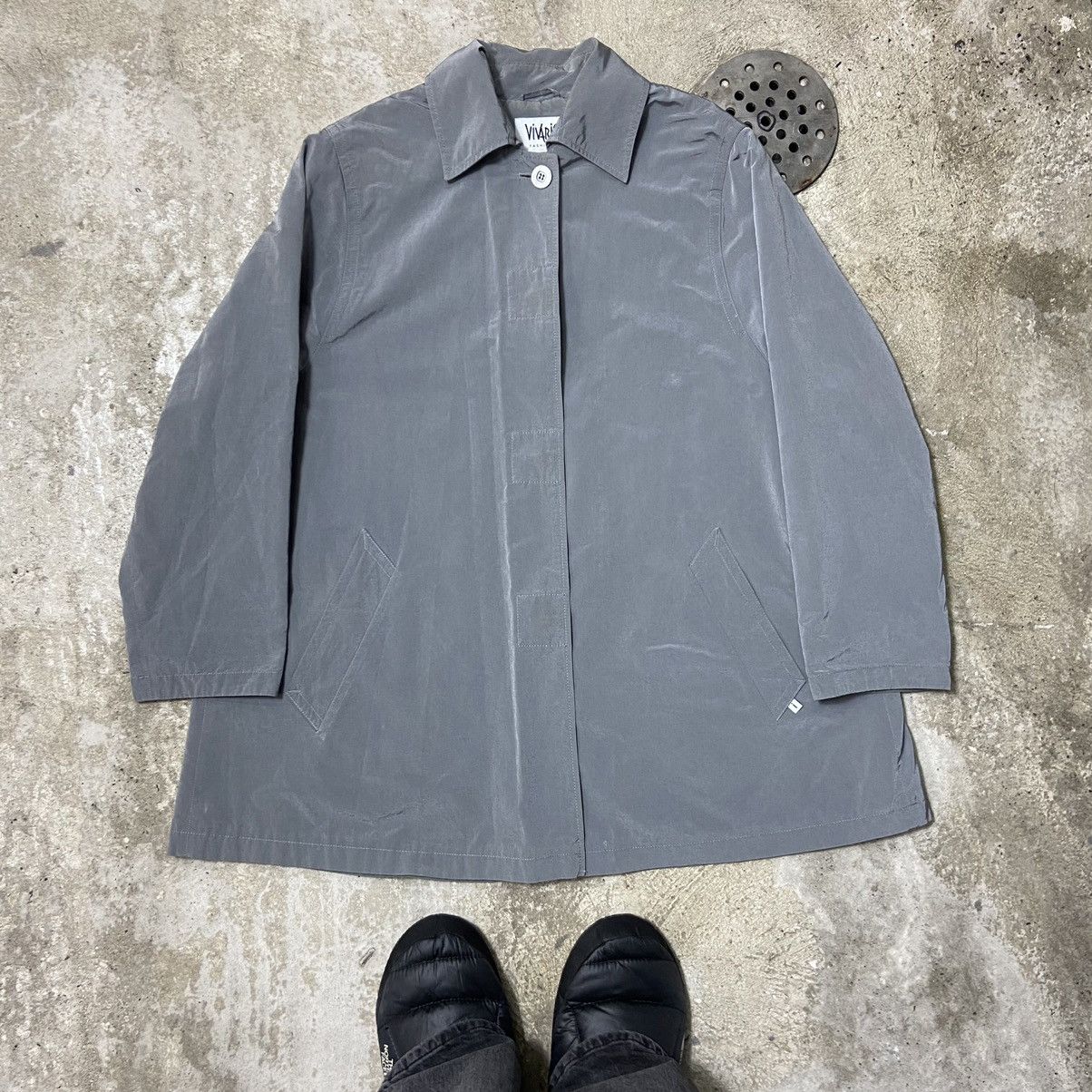 Vintage 1990s ARCHIVE VIVARIS REFLECTIVE NYLON TRENCH COAT - № 2063 Size US L / EU 52-54 / 3 - 1 Thumbnail