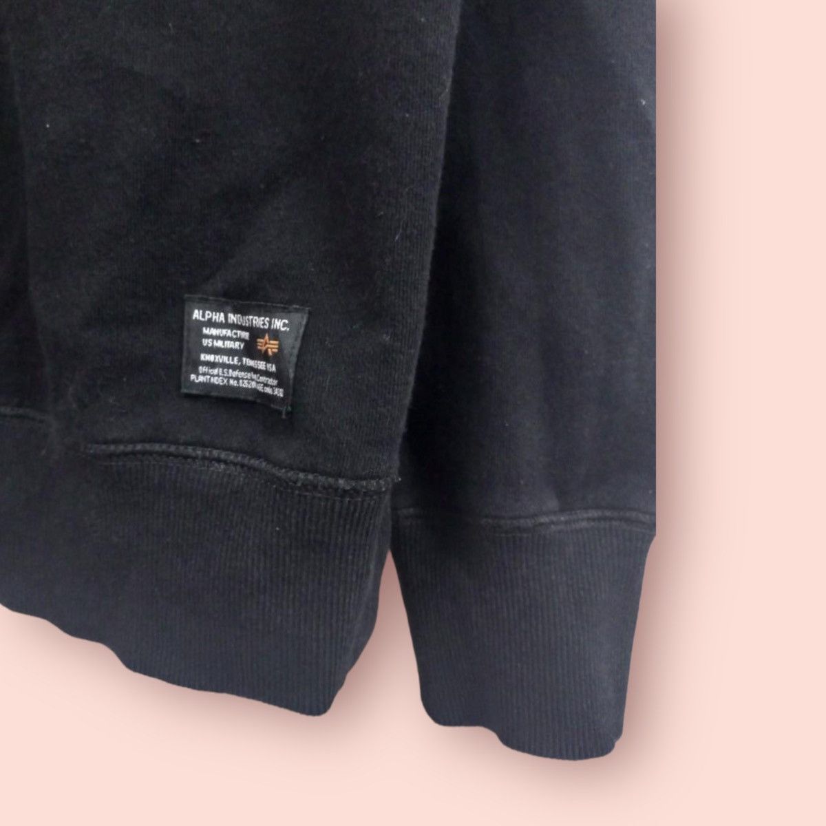 Alpha Industries × Voodoo Tactical VINTAGE ALPHA INDUSTRIES CREWNECK POCKET SWEATER Size US L / EU 52-54 / 3 - 7 Thumbnail
