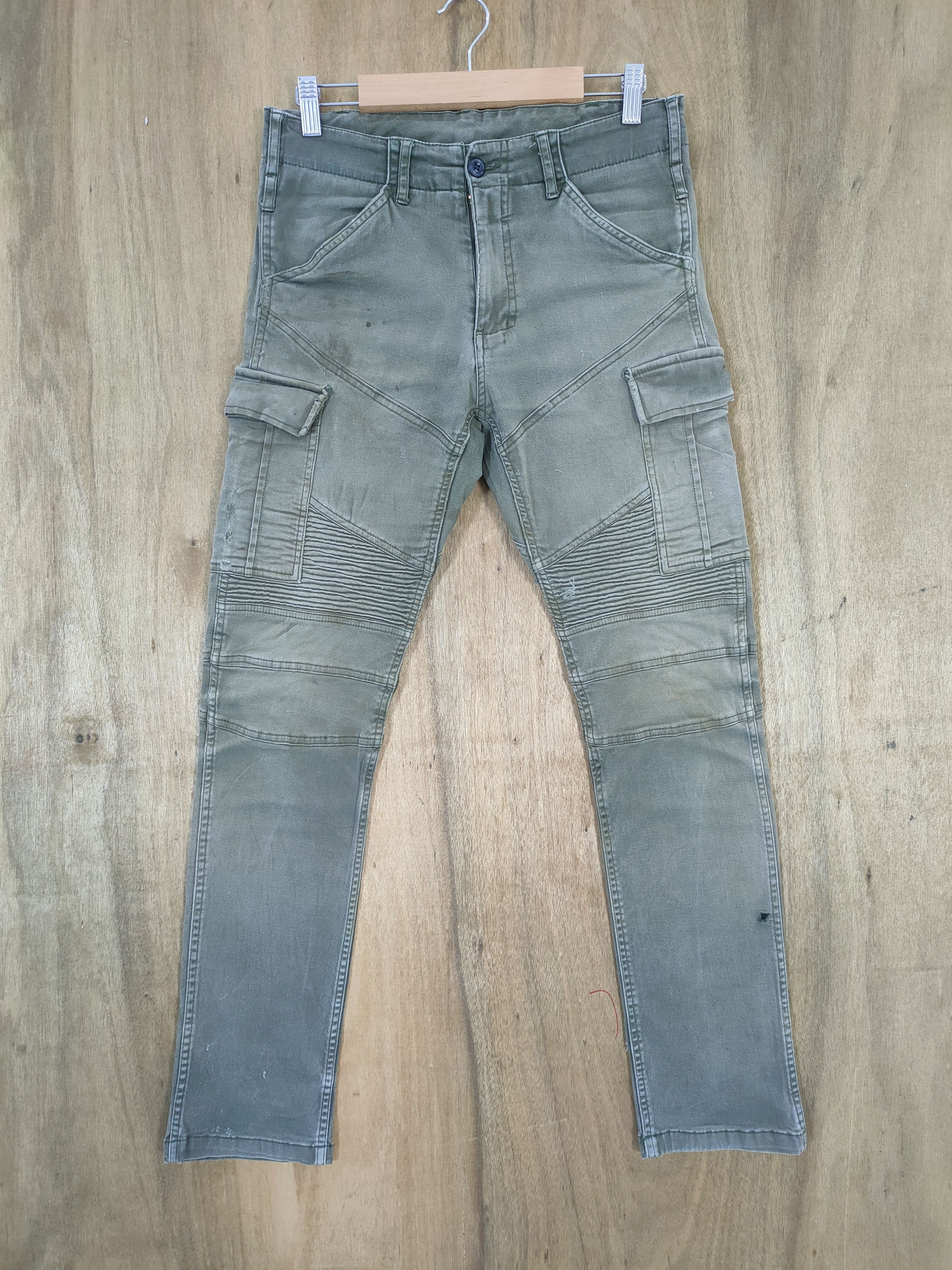 Japanese Brand VINTAGE JAPANESE FADED SKINNY CARGO PANTS Size US 29 - 1 Thumbnail