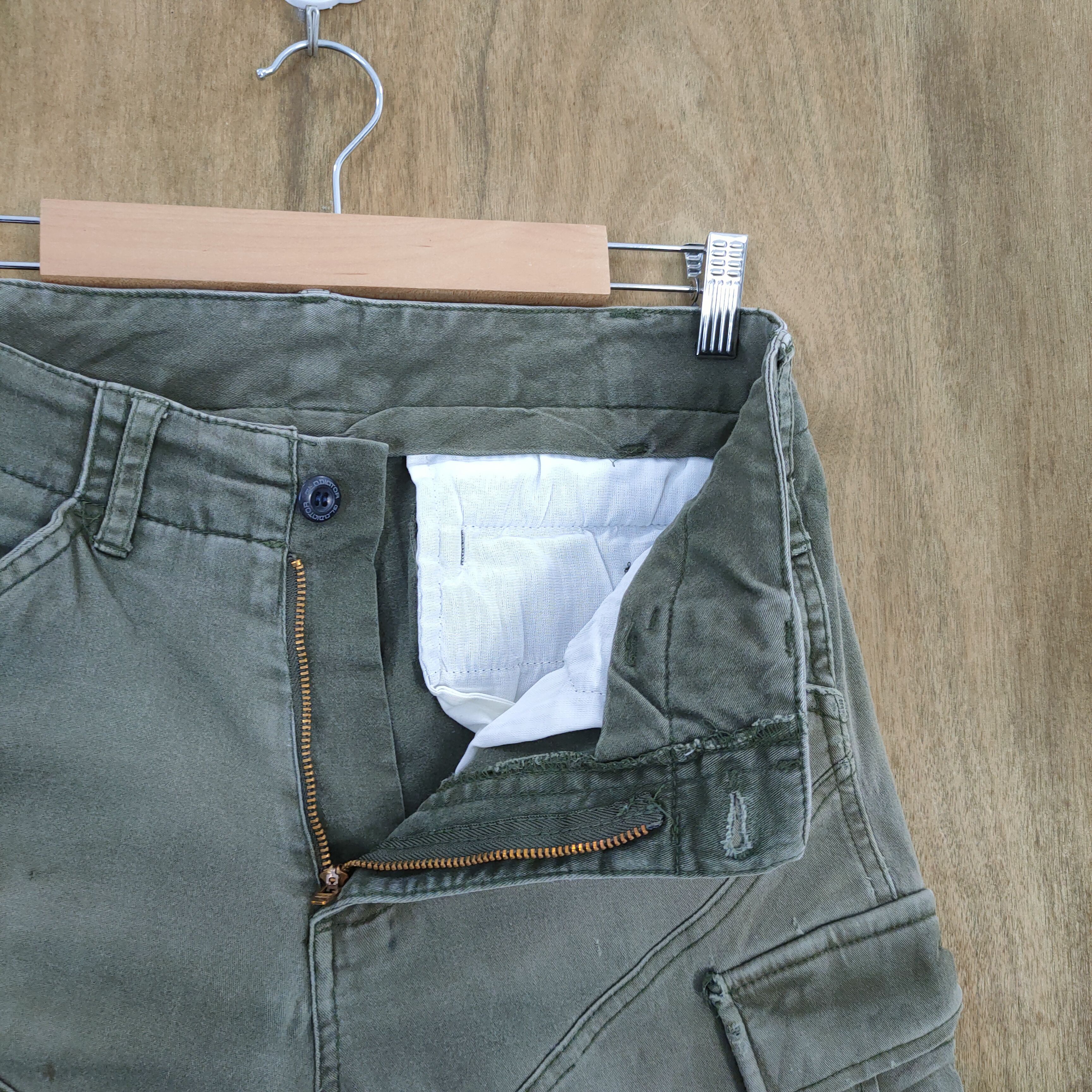 Japanese Brand VINTAGE JAPANESE FADED SKINNY CARGO PANTS Size US 29 - 13 Thumbnail