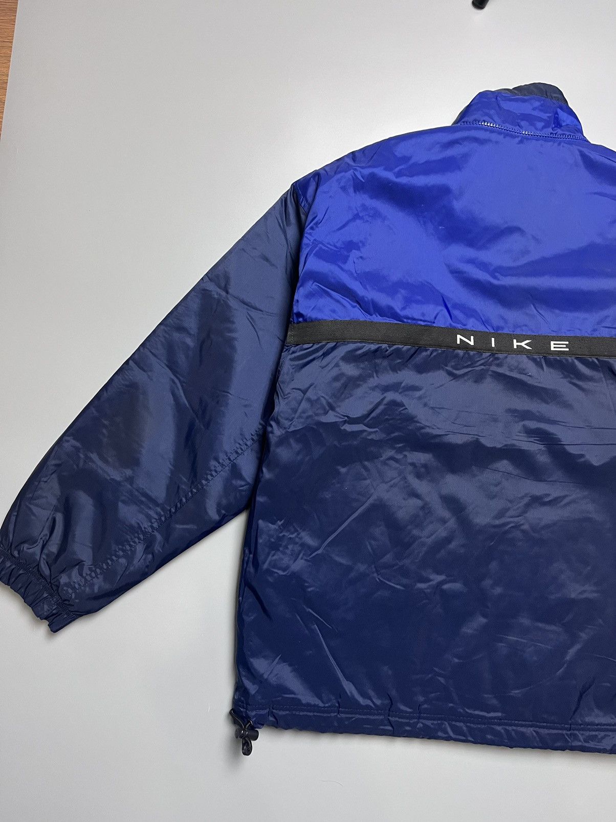 Nike Nike Vintage Nylon Mini Swoosh Logo Light Jacket Size US S / EU 44-46 / 1 - 9 Thumbnail
