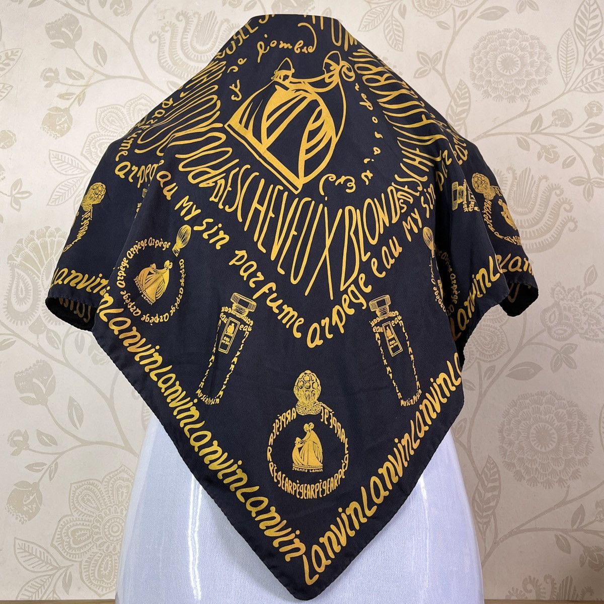 Lanvin Pure 100% Silk Lanvin Scarf Made In Italy Size ONE SIZE - 14 Thumbnail