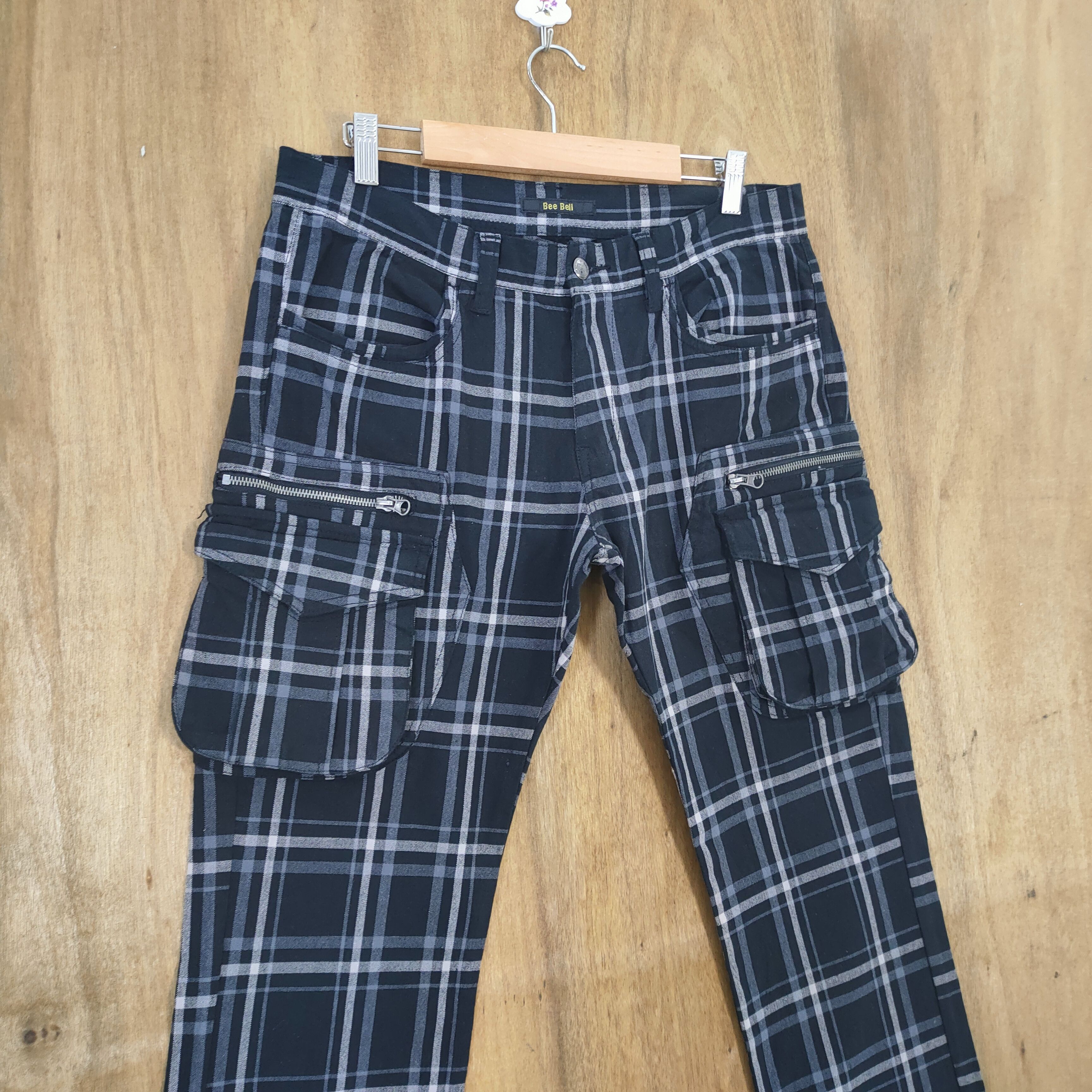 Japanese Brand #R2 BEE BELL BLACK WHITE CHECKERED CARGO PANTS Size US 33 - 4 Thumbnail