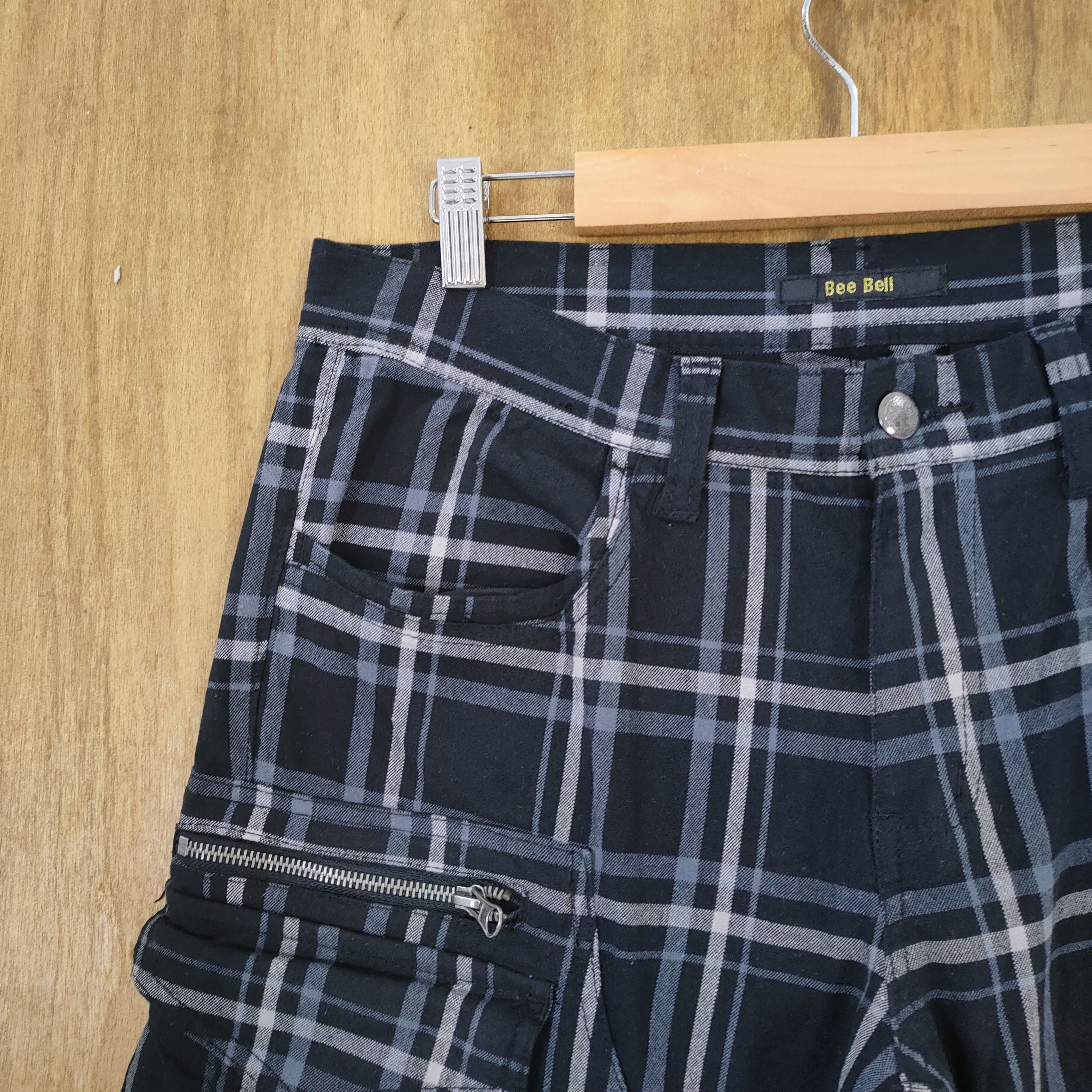Japanese Brand #R2 BEE BELL BLACK WHITE CHECKERED CARGO PANTS Size US 33 - 5 Thumbnail