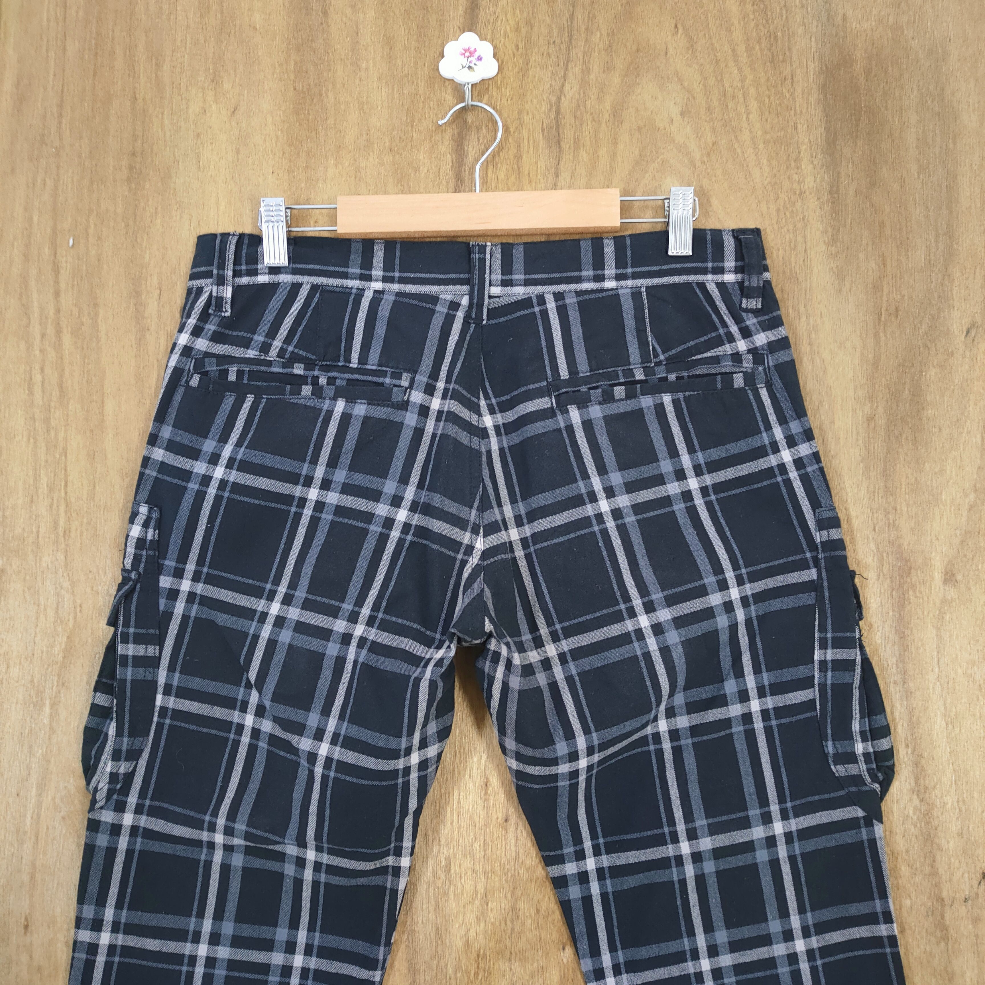 Japanese Brand #R2 BEE BELL BLACK WHITE CHECKERED CARGO PANTS Size US 33 - 9 Thumbnail