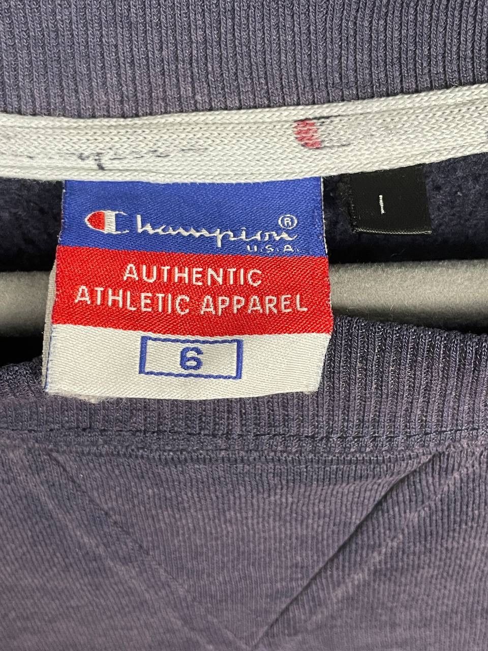 Champion × Vintage Vintage 90s Champion Pull Over Sweatshirt Size US L / EU 52-54 / 3 - 3 Thumbnail