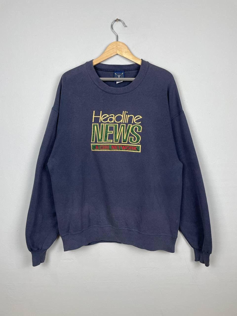 Other × Vintage Vintage 90s Headline News CNN Network Sweatshirt Size US L / EU 52-54 / 3 - 1 Thumbnail