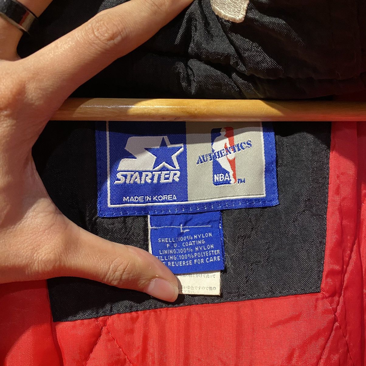 NBA VINTAGE VERY RARE‼️Chicago Bull NBA Starter Embroided Jacket Size US L / EU 52-54 / 3 - 17 Thumbnail