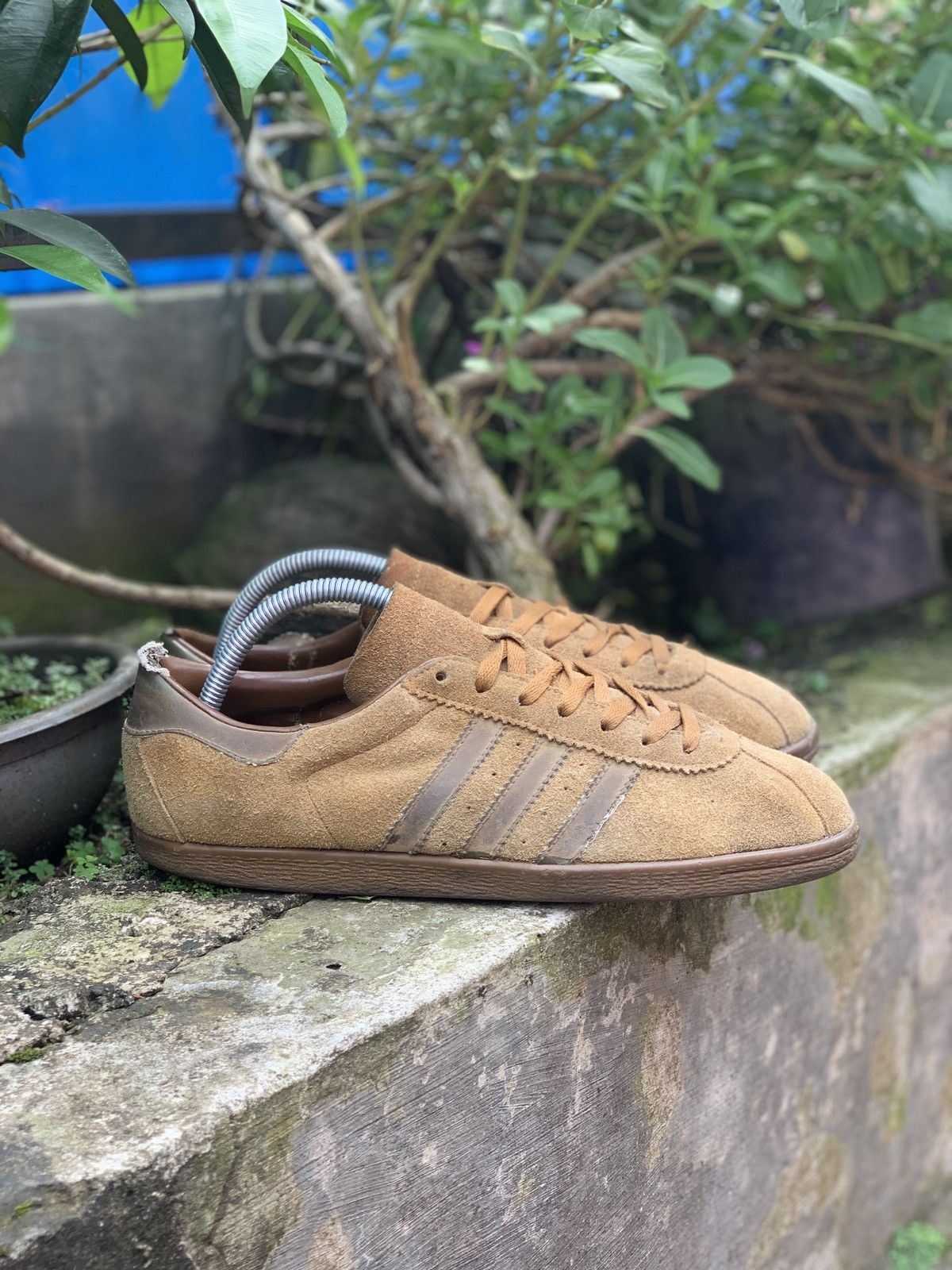 Adidas vintage sneakers best sale