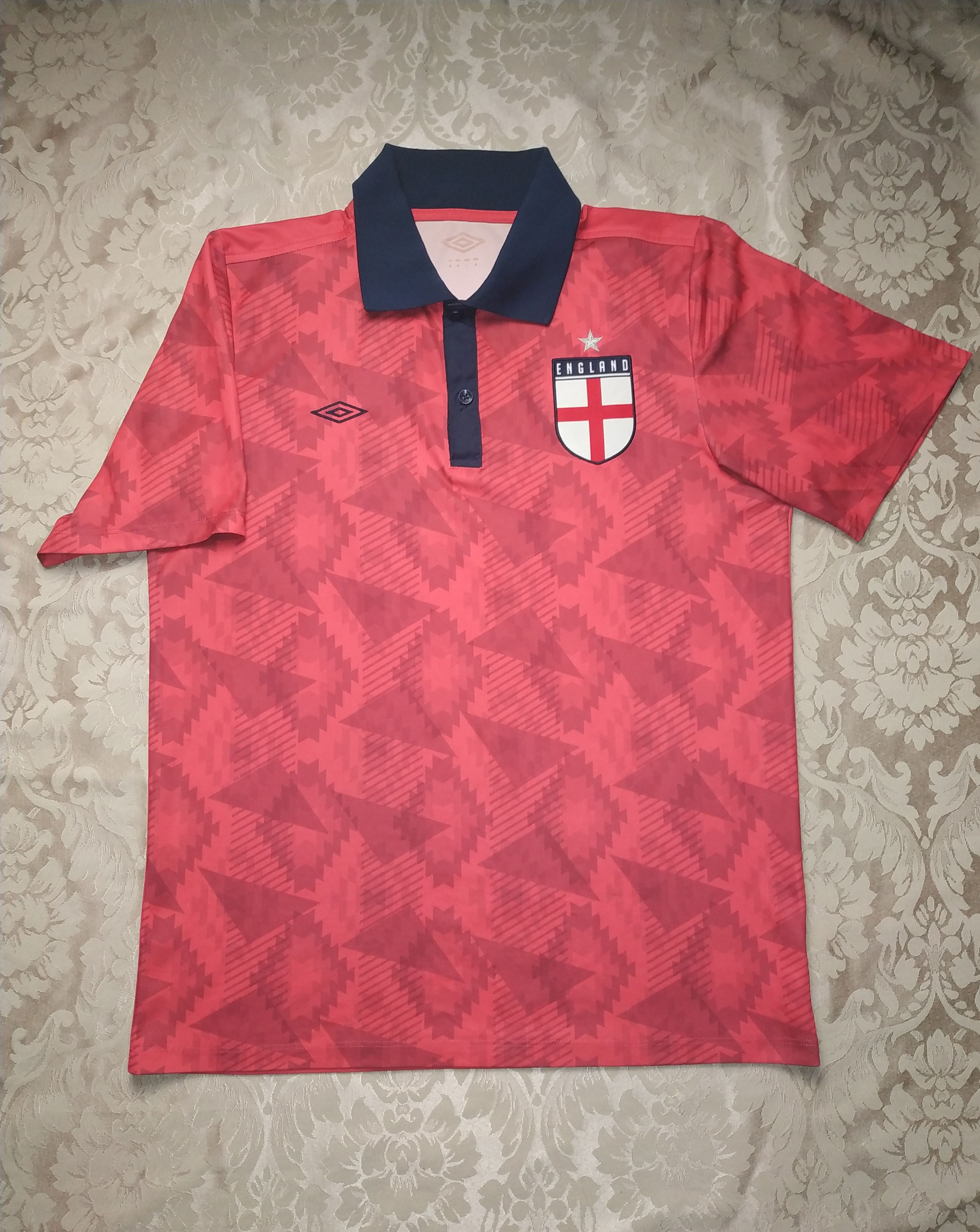 Umbro England Umbro football shirt Size US M / EU 48-50 / 2 - 1 Thumbnail