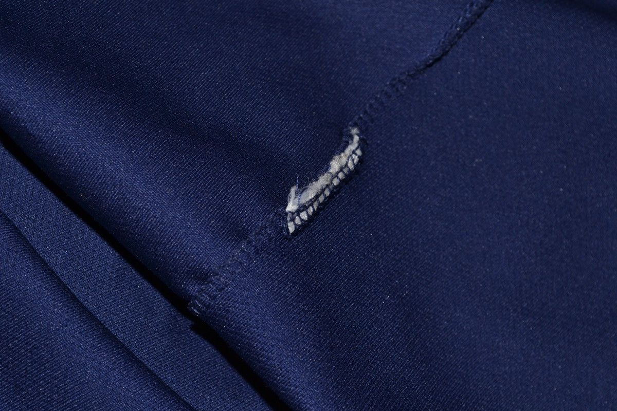 Umbro Everton fc umbro 2016 2017 training soccer shirt jersey Size US XL / EU 56 / 4 - 8 Thumbnail