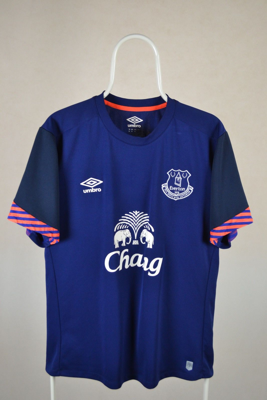 Umbro Everton fc umbro 2016 2017 training soccer shirt jersey Size US XL / EU 56 / 4 - 1 Thumbnail